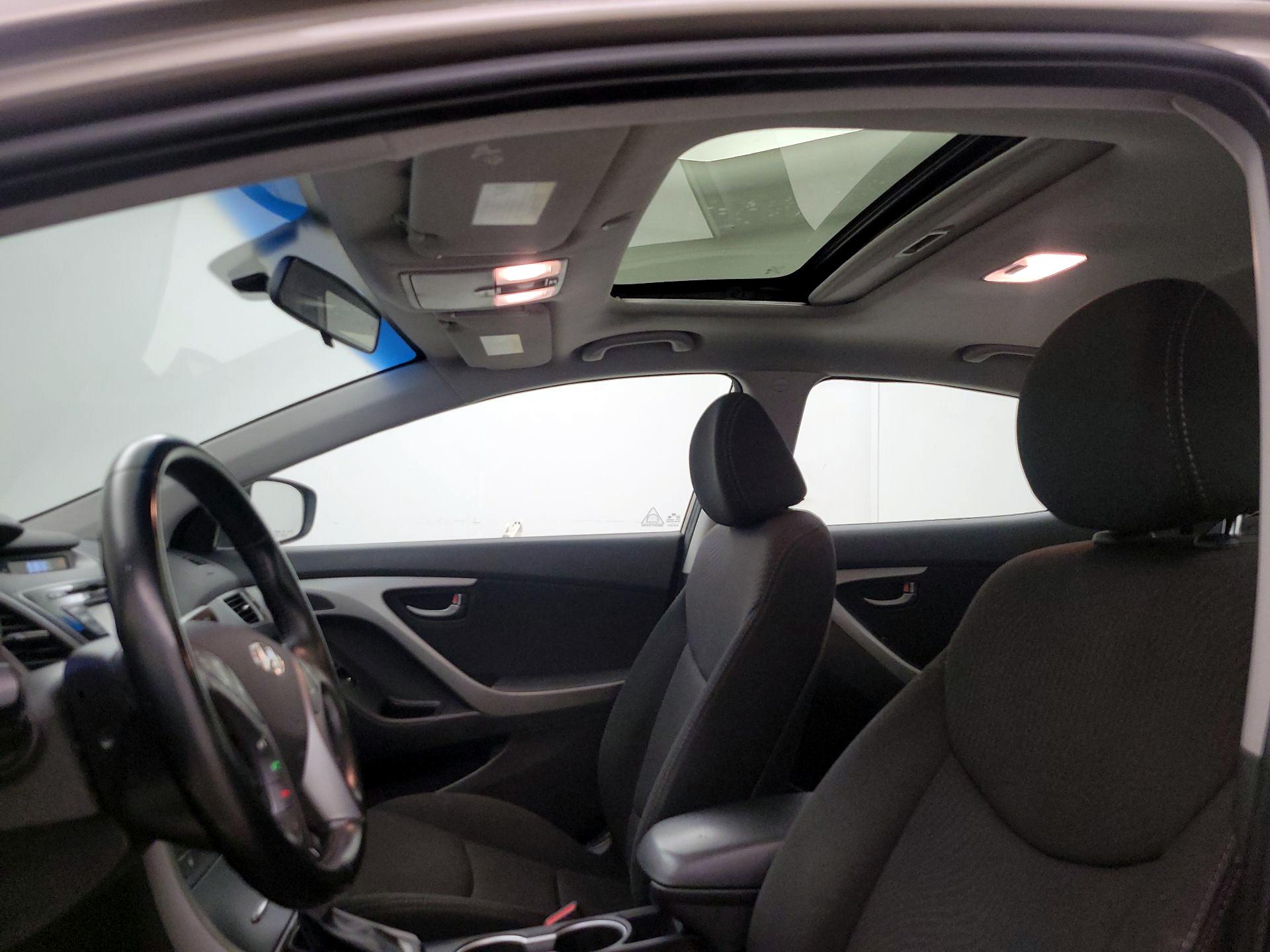 Thumbnail: 2016 Hyundai Elantra - 19