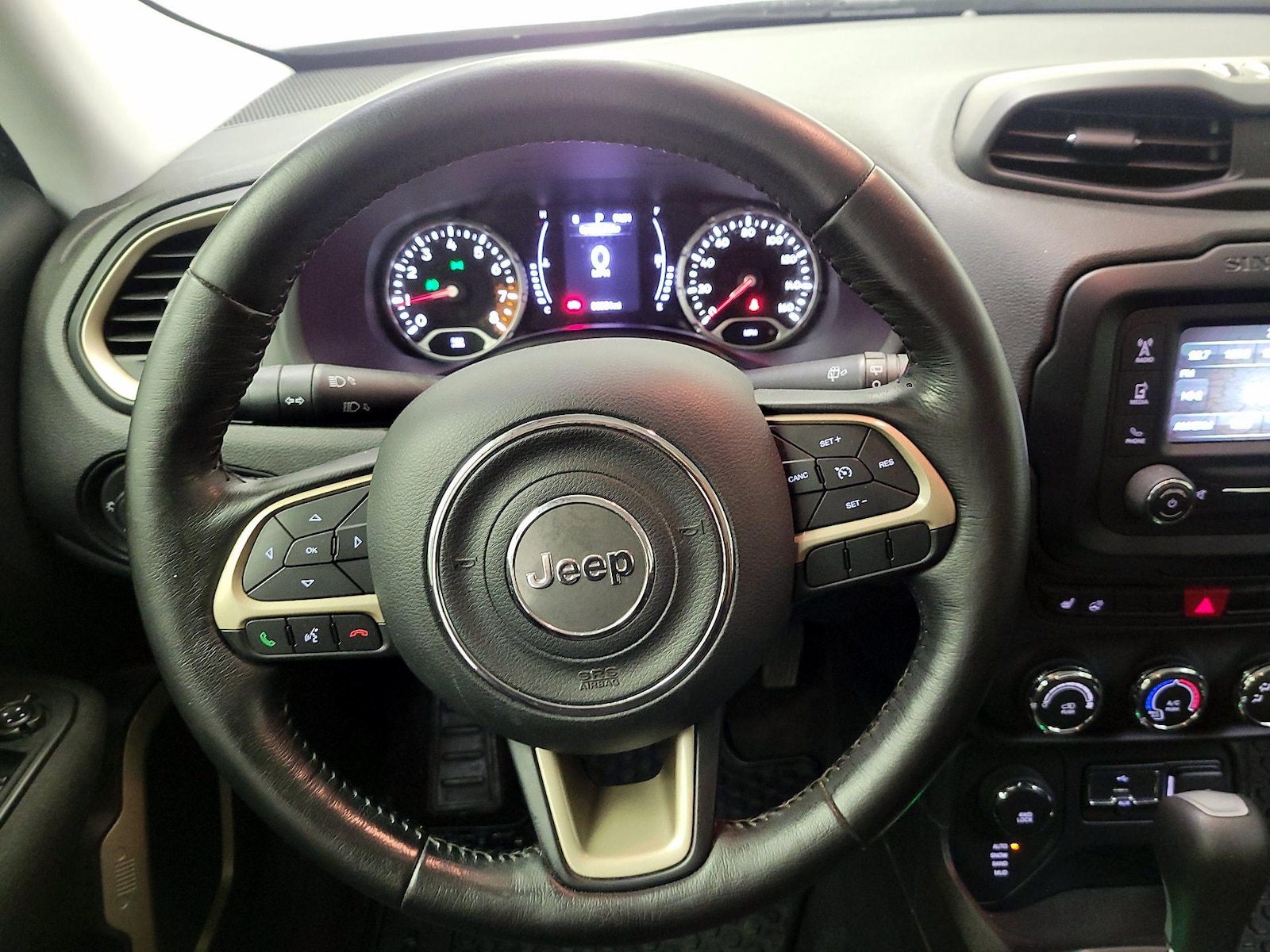 2017 Jeep Renegade Latitude - Photo 11