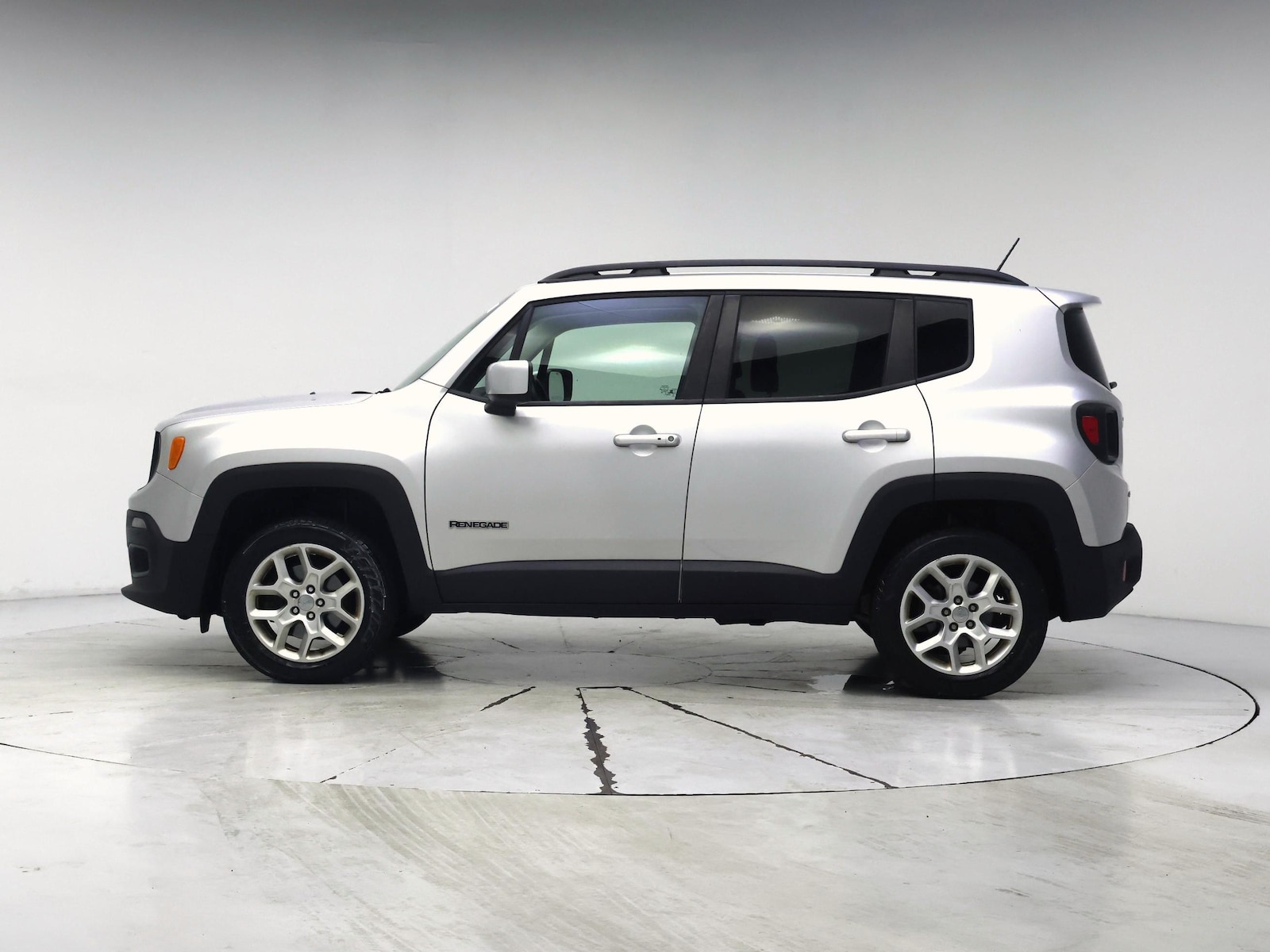 2017 Jeep Renegade Latitude - Photo 4
