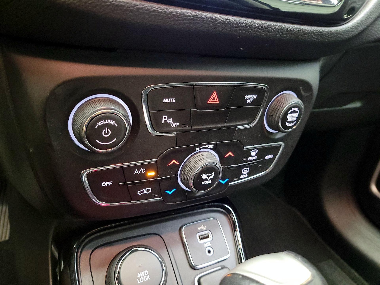 2018 Jeep Compass Limited - Photo 18
