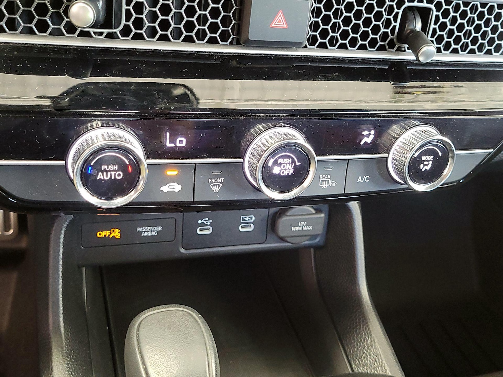 2025 Honda Civic Sport - Photo 17