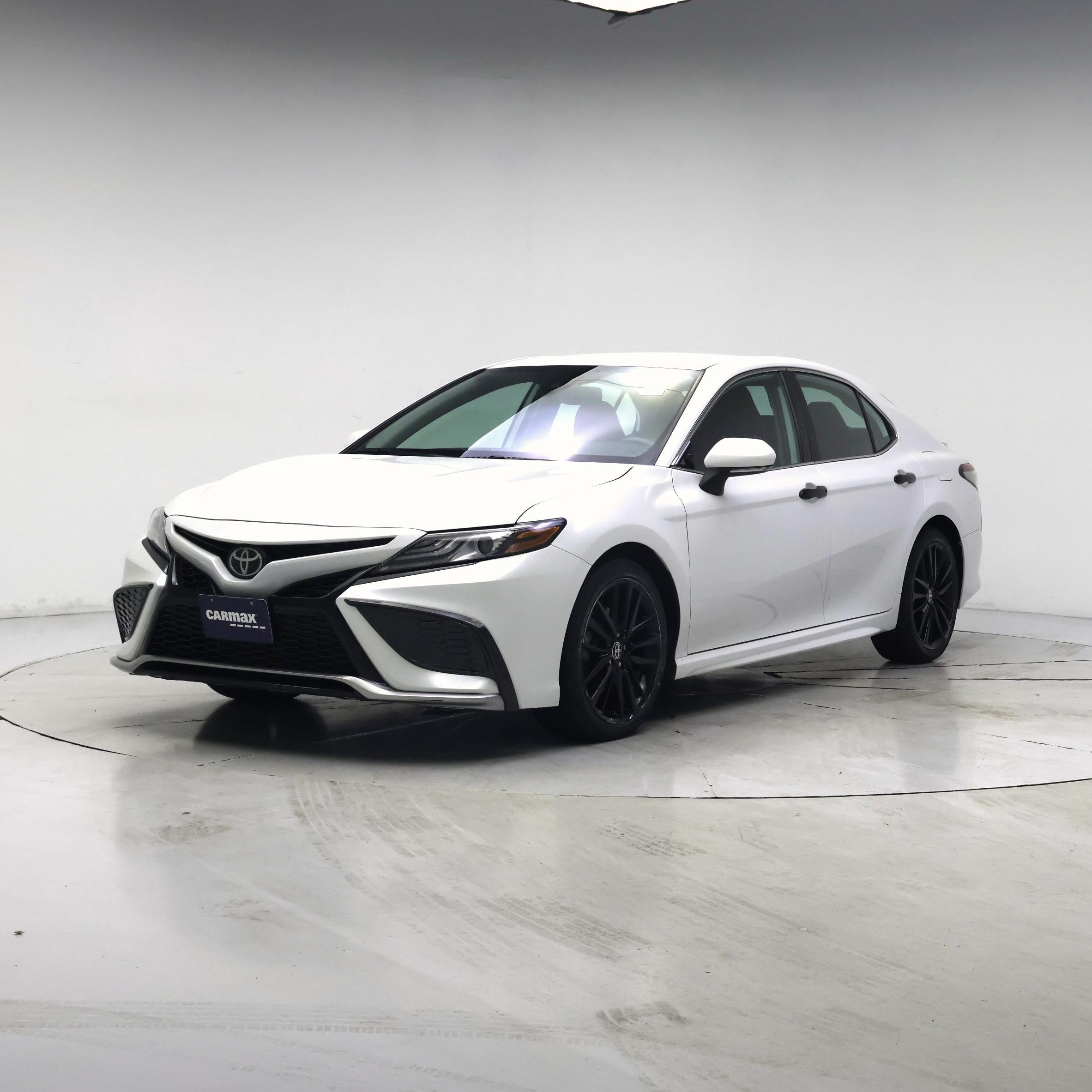 Thumbnail: 2021 Toyota Camry - 4