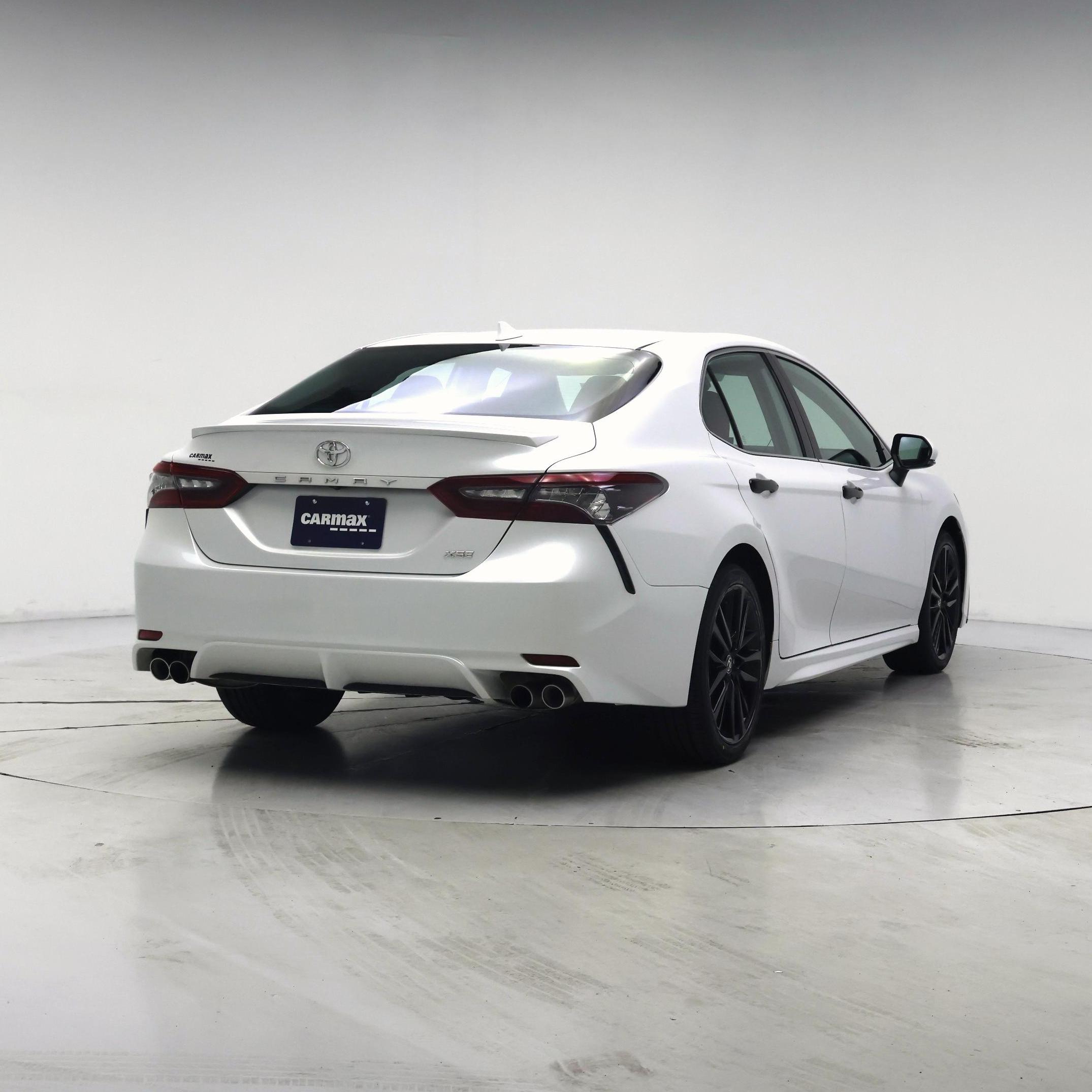Thumbnail: 2021 Toyota Camry - 8