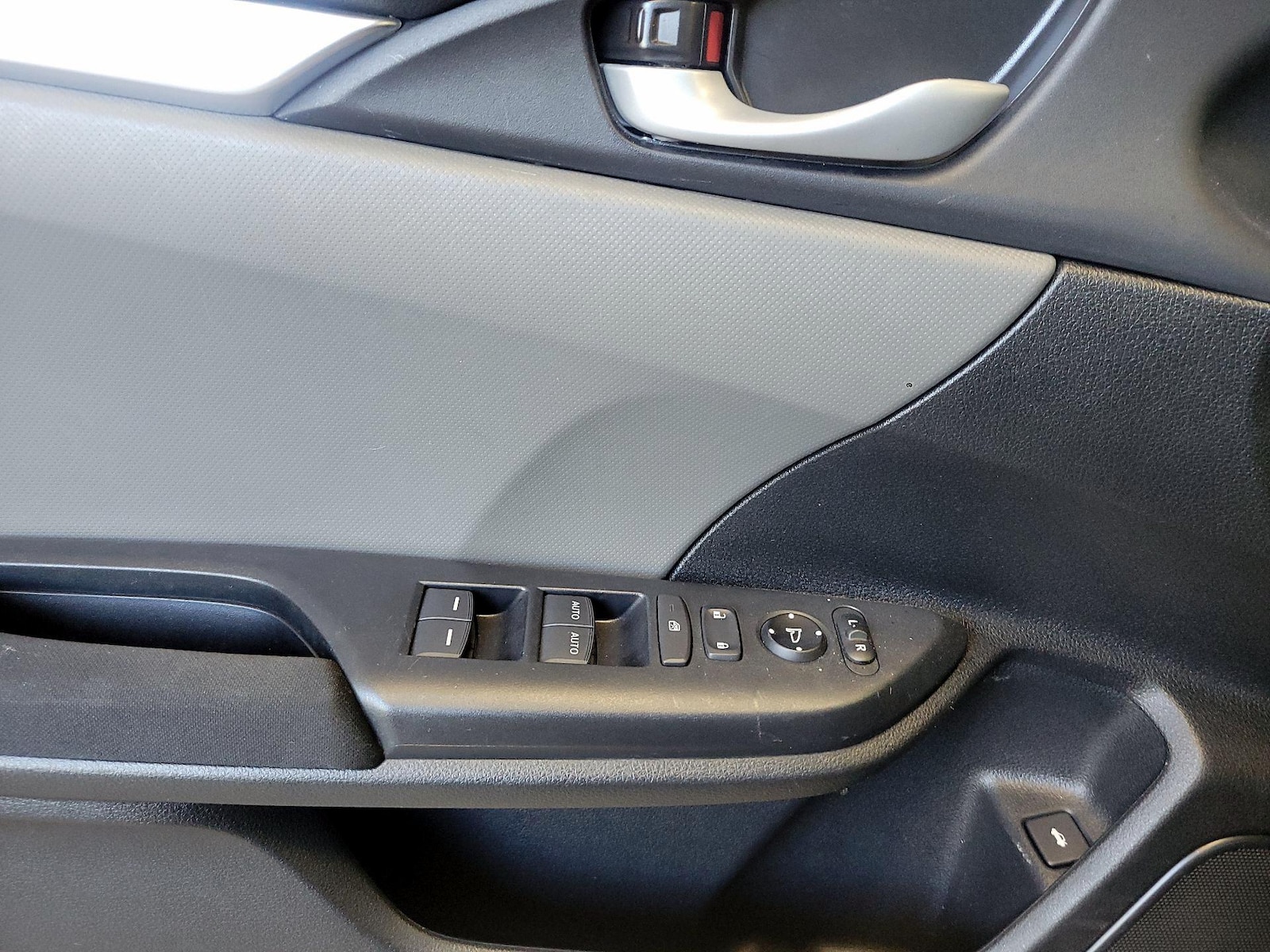 2020 Honda Civic LX - Photo 13