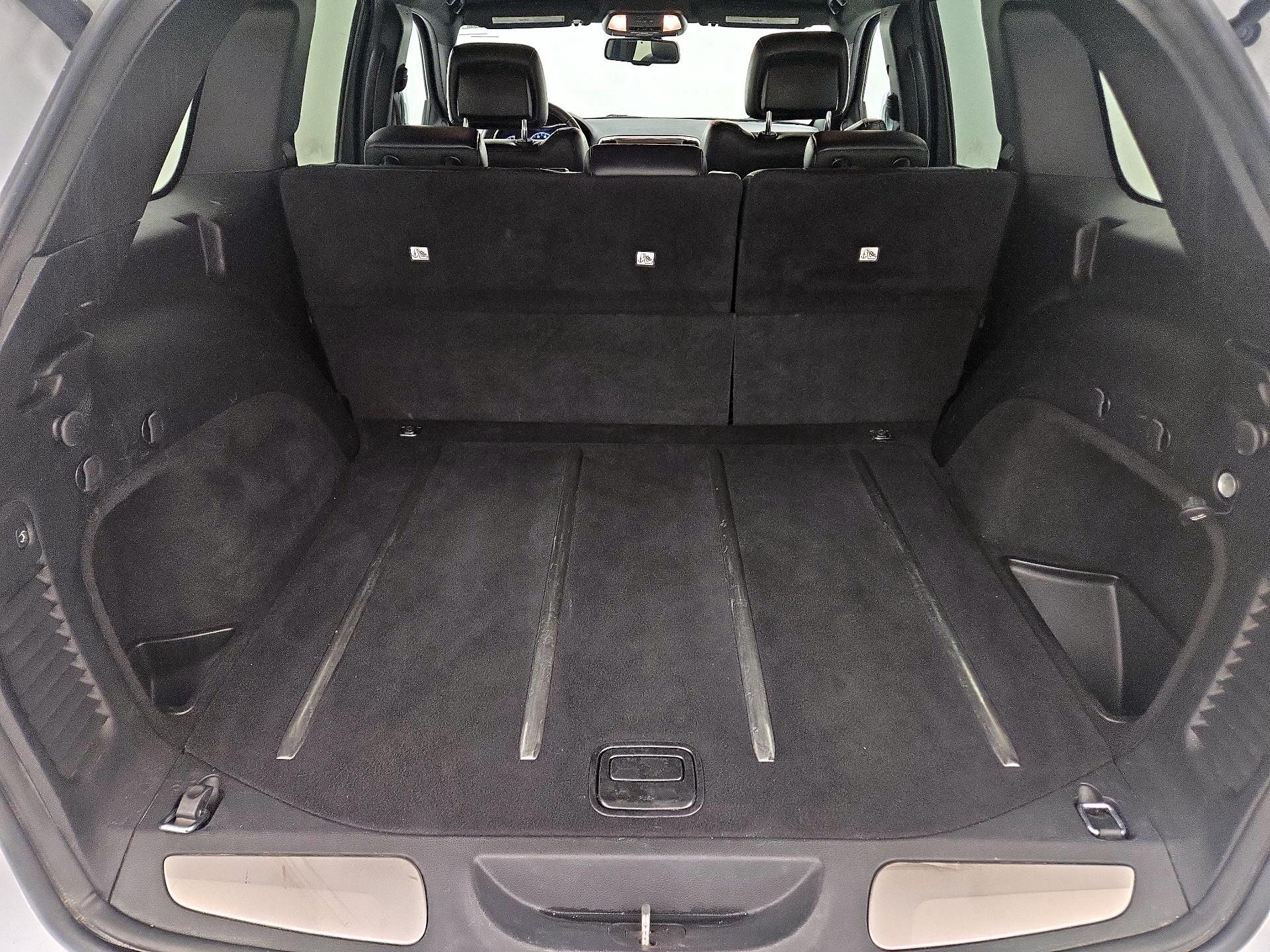 Thumbnail: 2016 Jeep Grand Cherokee - 18