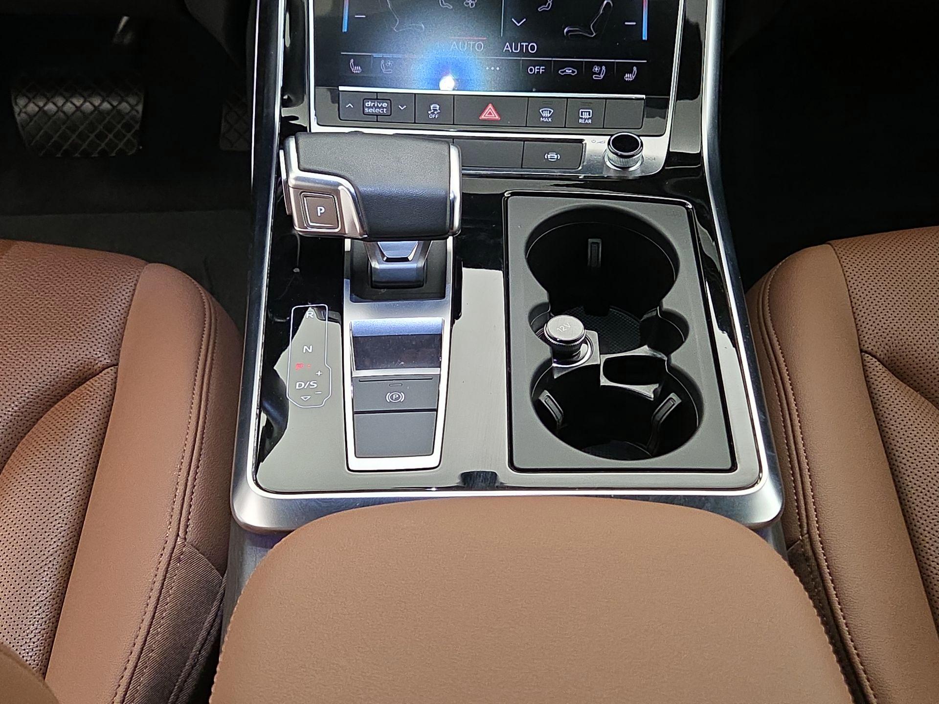 Thumbnail: 2022 Audi Q7 - 18