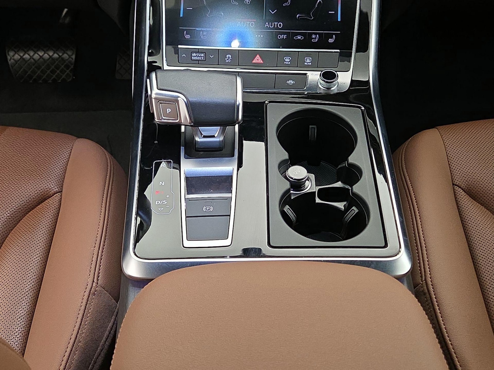 2022 Audi Q7 Premium Plus - Photo 19