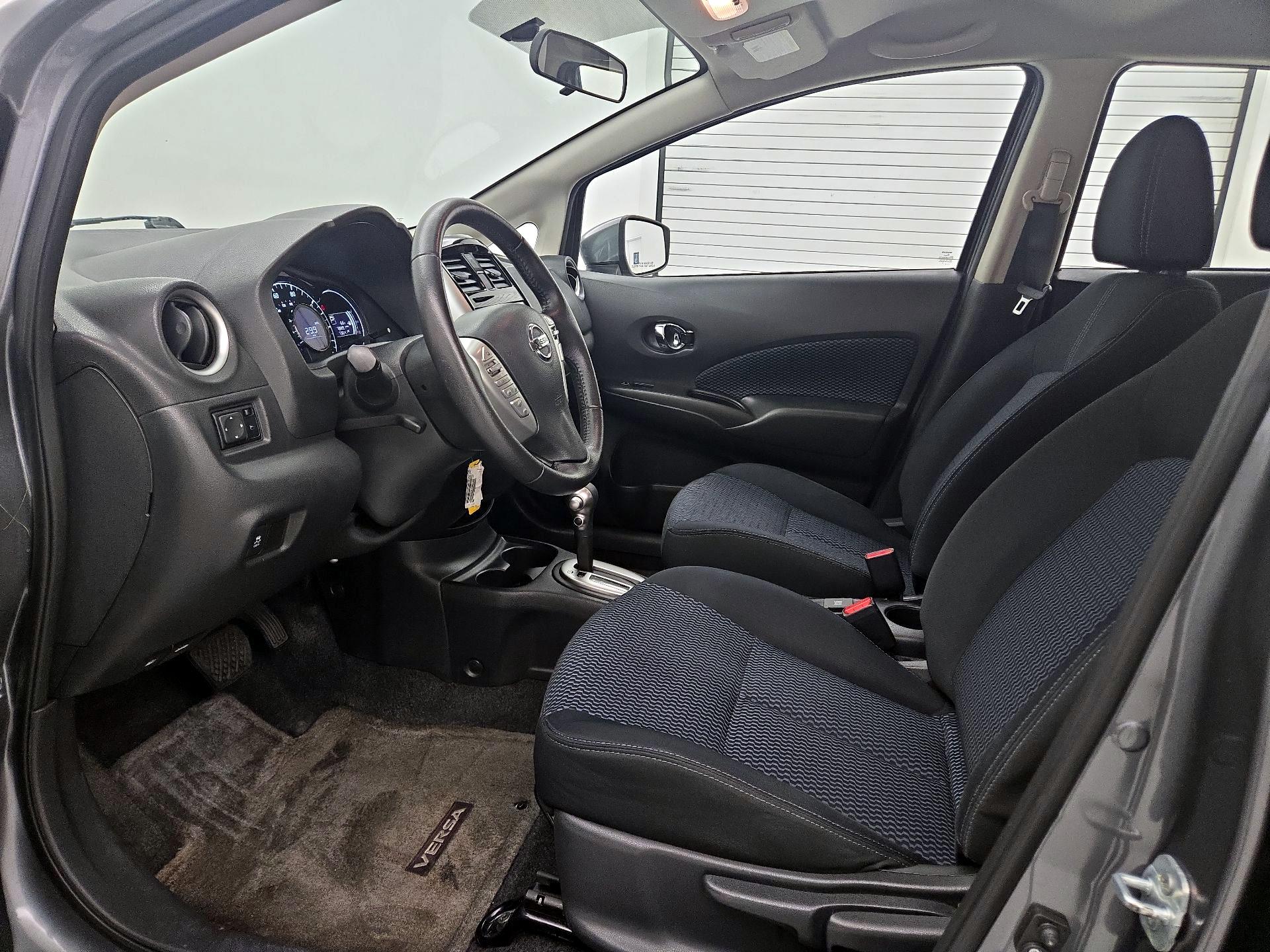 Thumbnail: 2016 Nissan Versa Note - 11