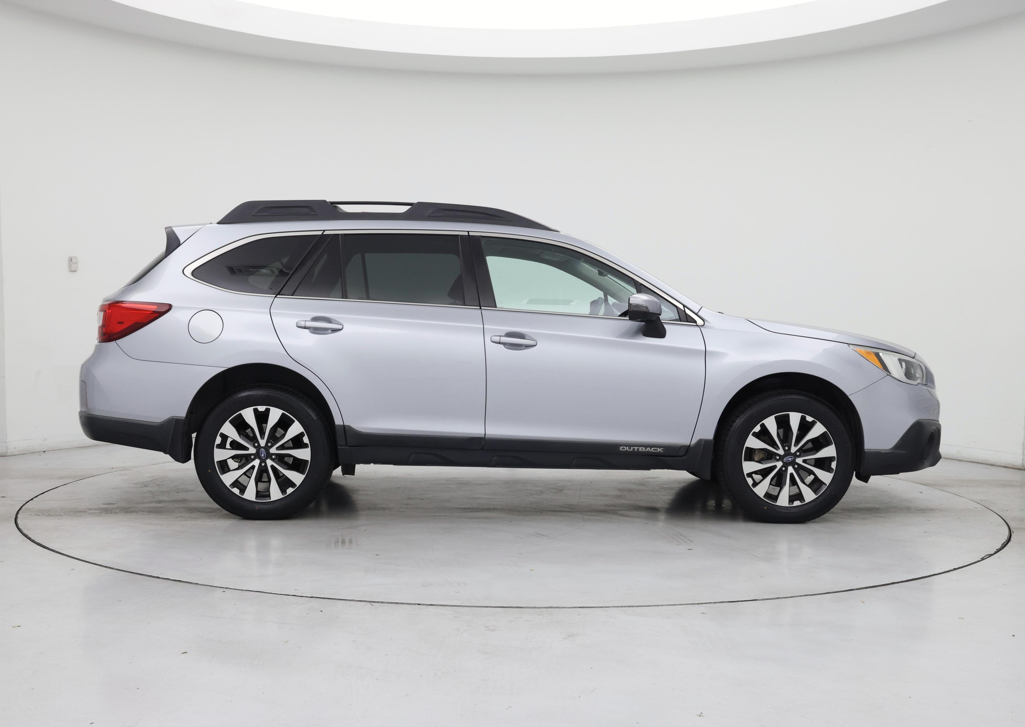 Thumbnail: 2017 Subaru Outback - 7