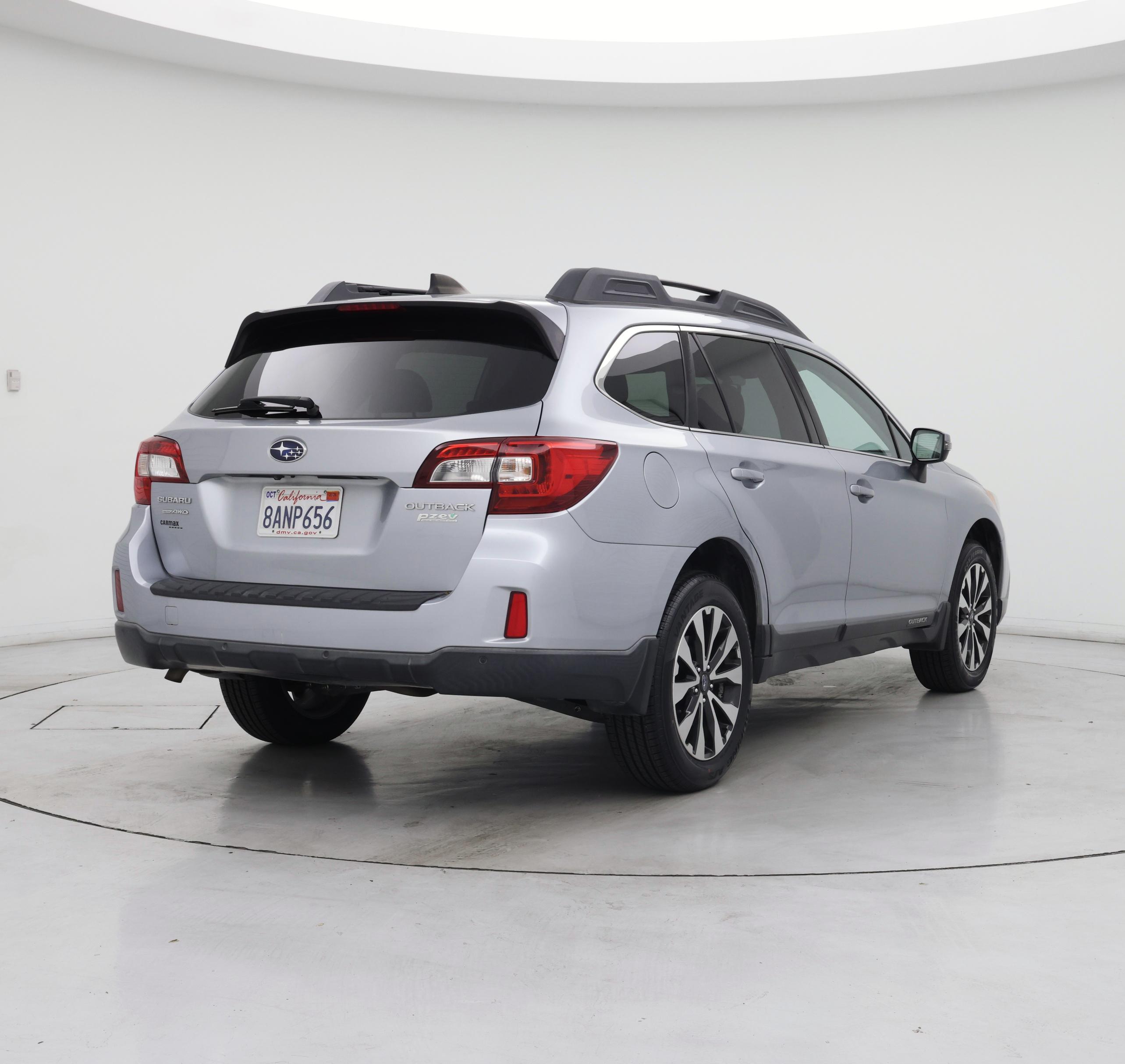 Thumbnail: 2017 Subaru Outback - 8