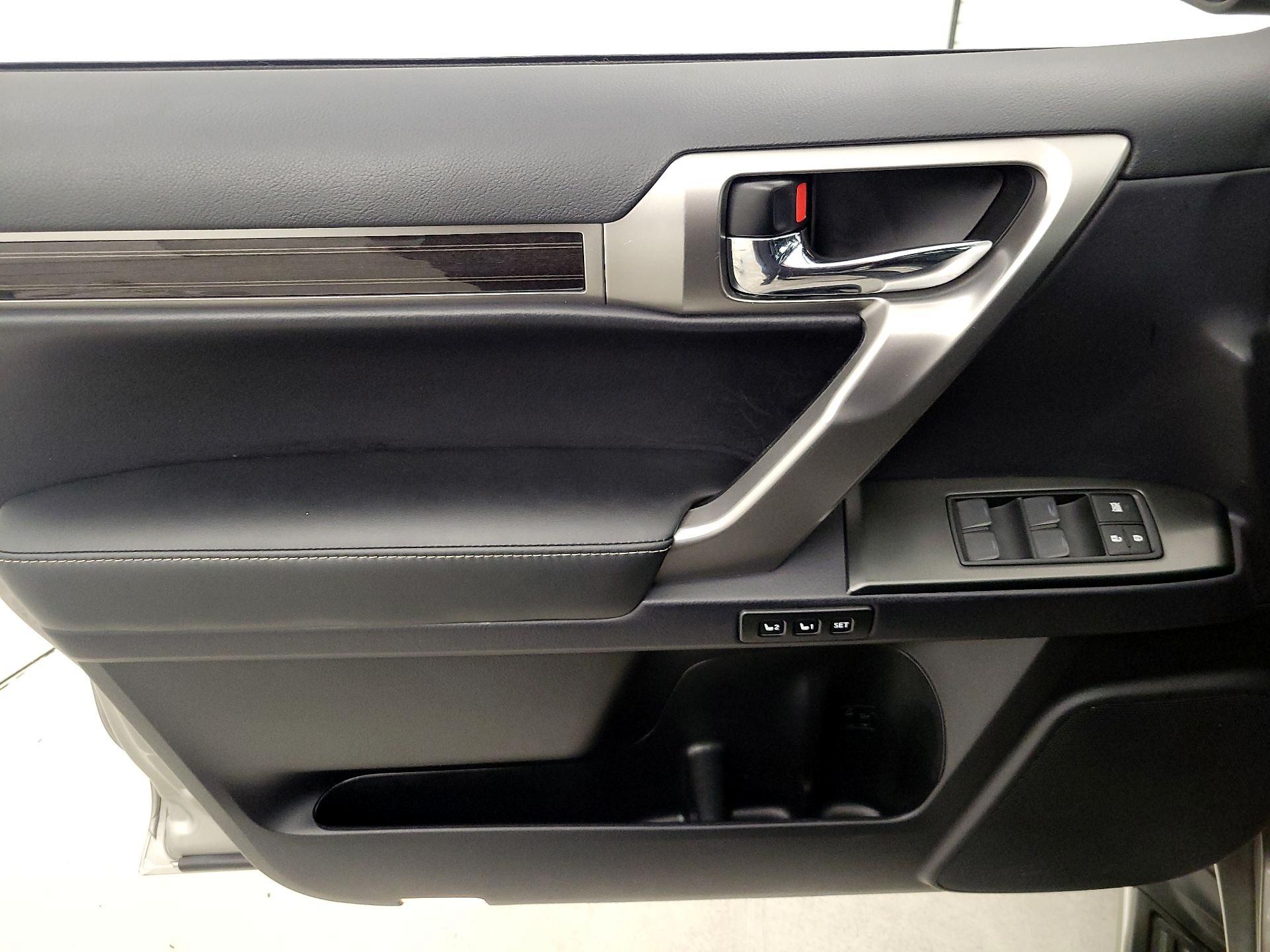 Thumbnail: 2023 Lexus GX - 12