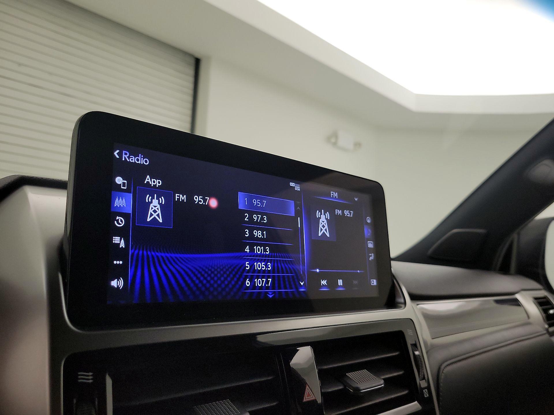 Thumbnail: 2023 Lexus GX - 16