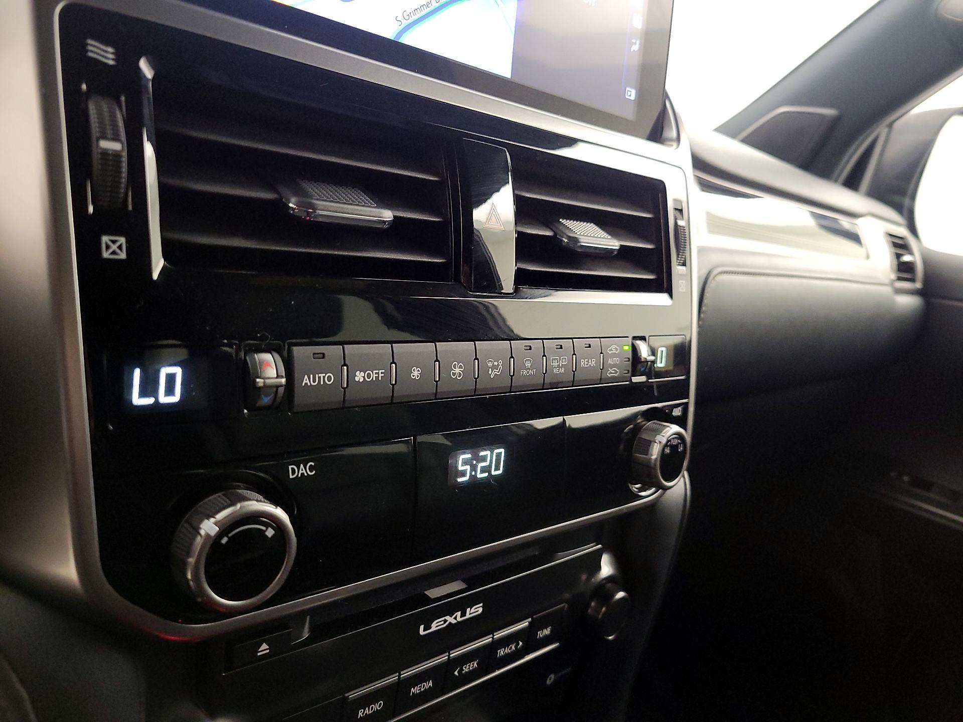 Thumbnail: 2023 Lexus GX - 17