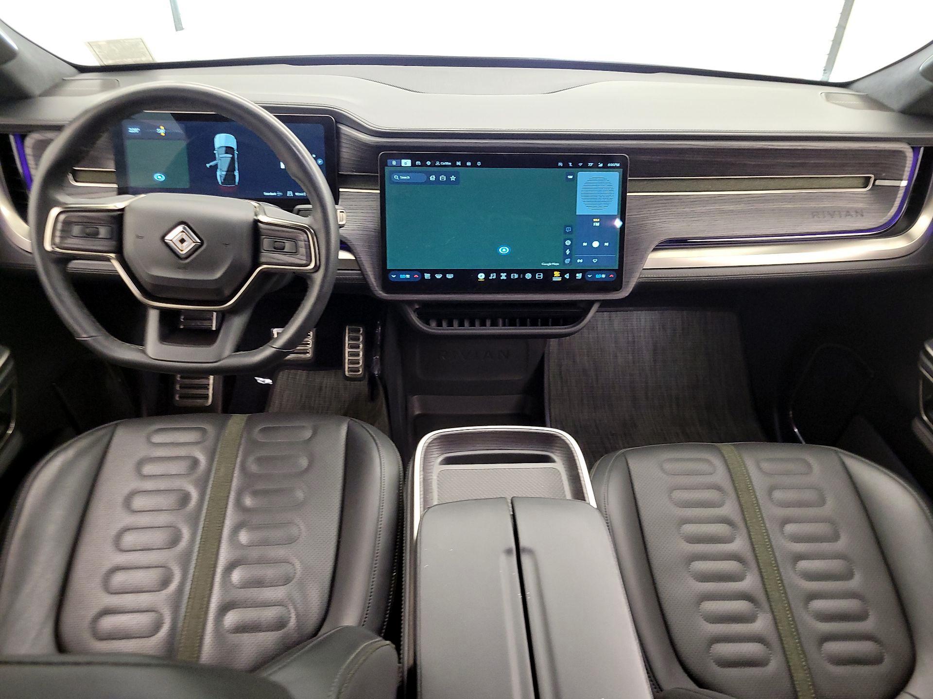 Thumbnail: 2023 Rivian R1S - 9