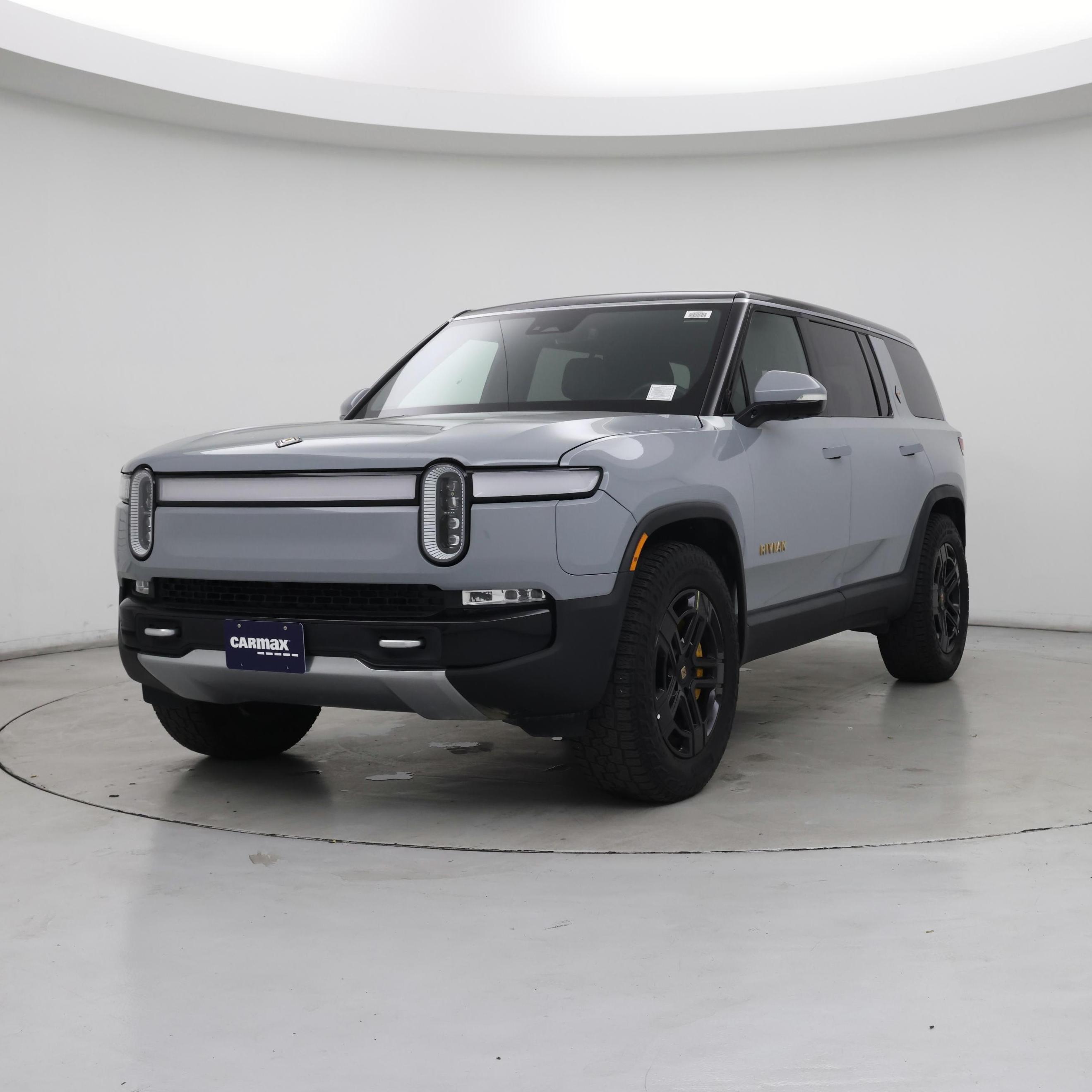 Thumbnail: 2023 Rivian R1S - 4