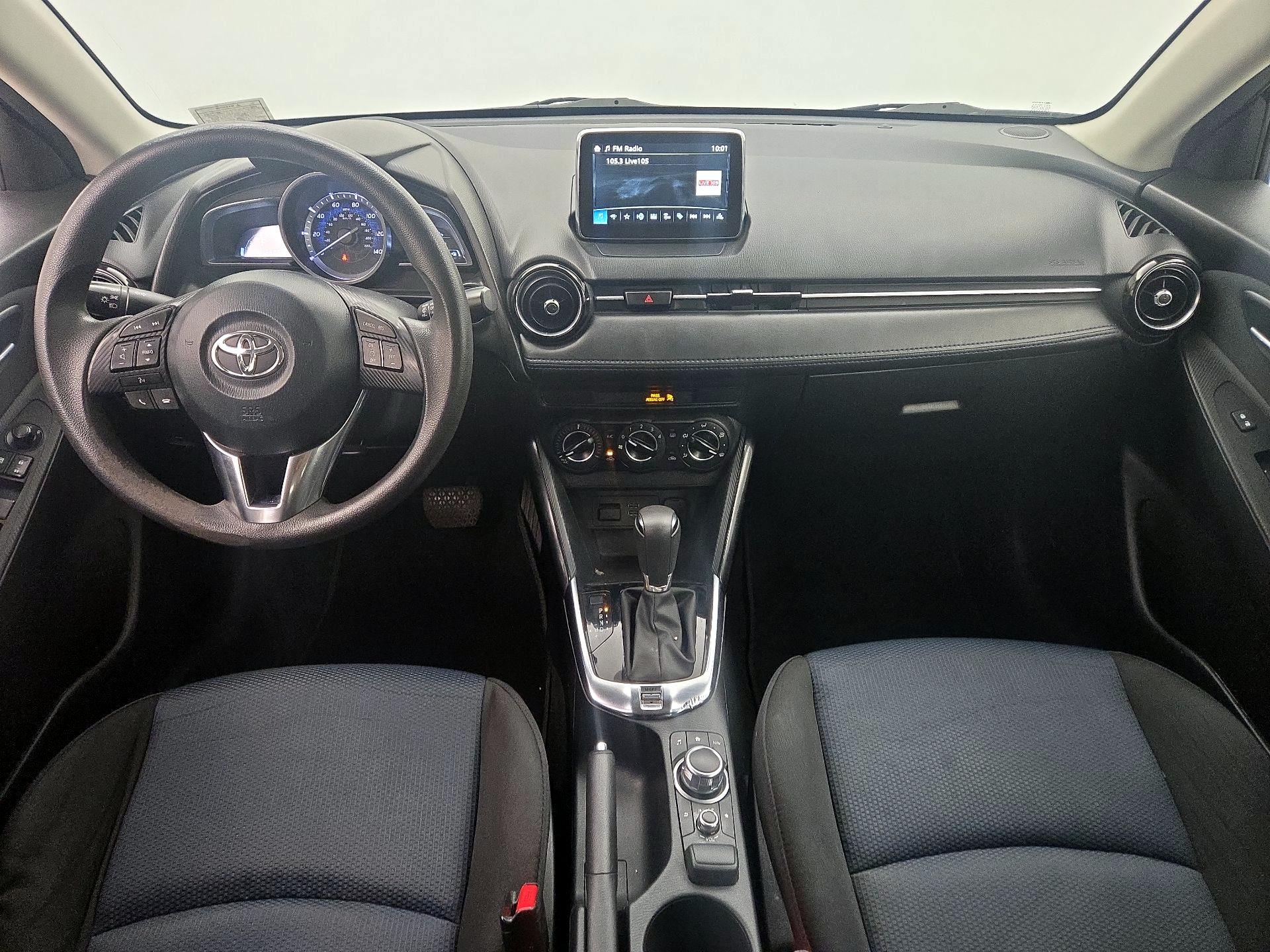 Thumbnail: 2018 Toyota Yaris iA - 9