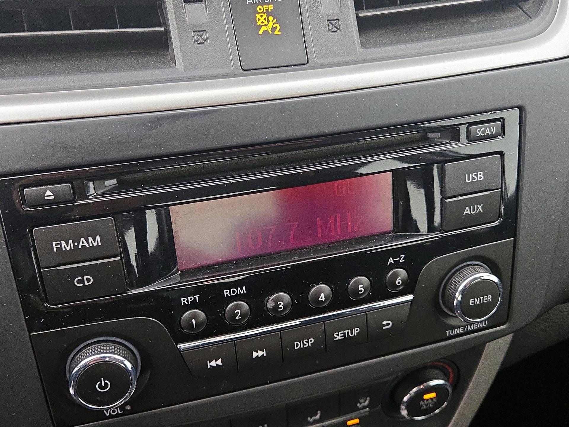 Thumbnail: 2015 Nissan Sentra - 14