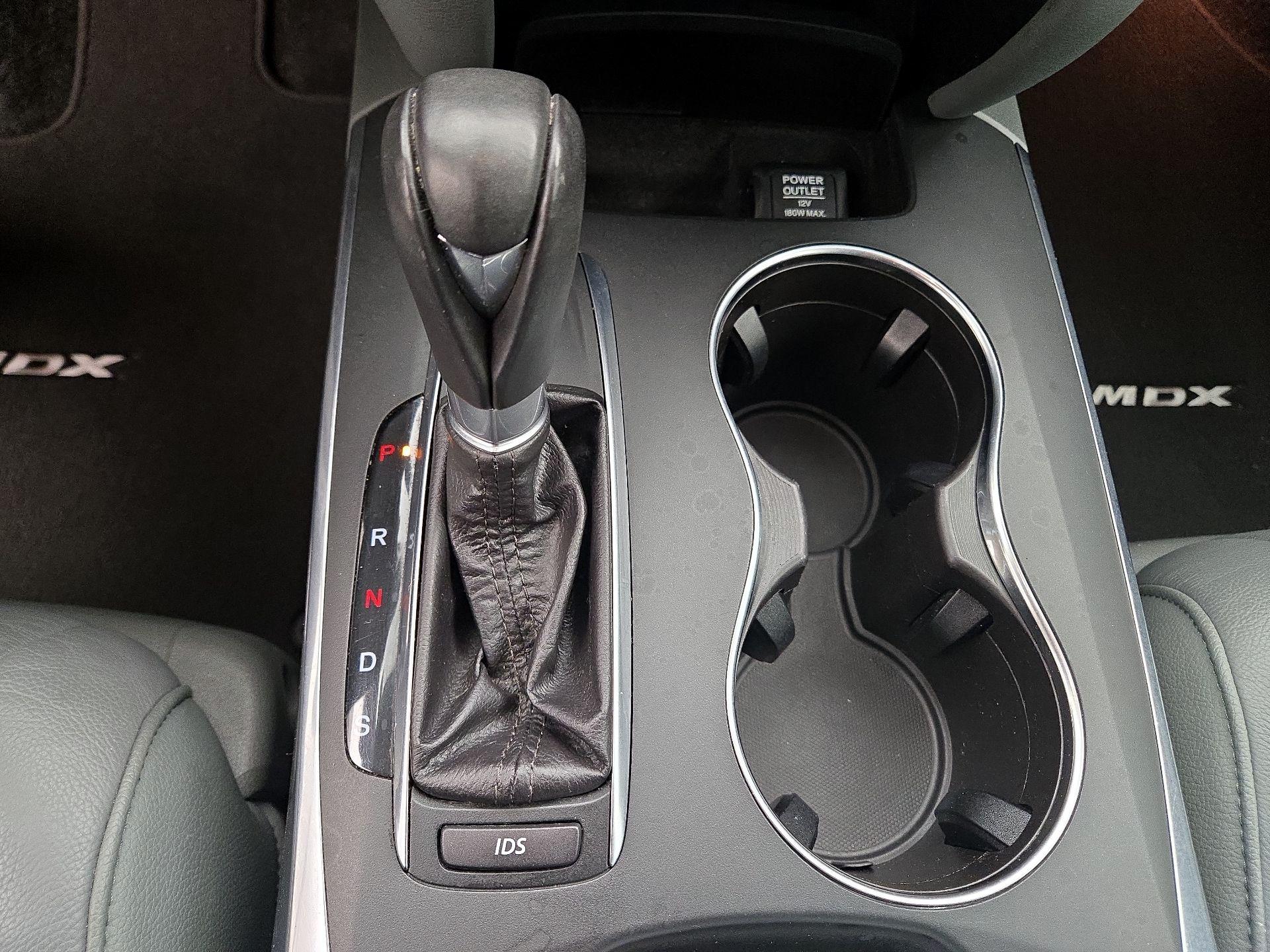 Thumbnail: 2015 Acura MDX - 17