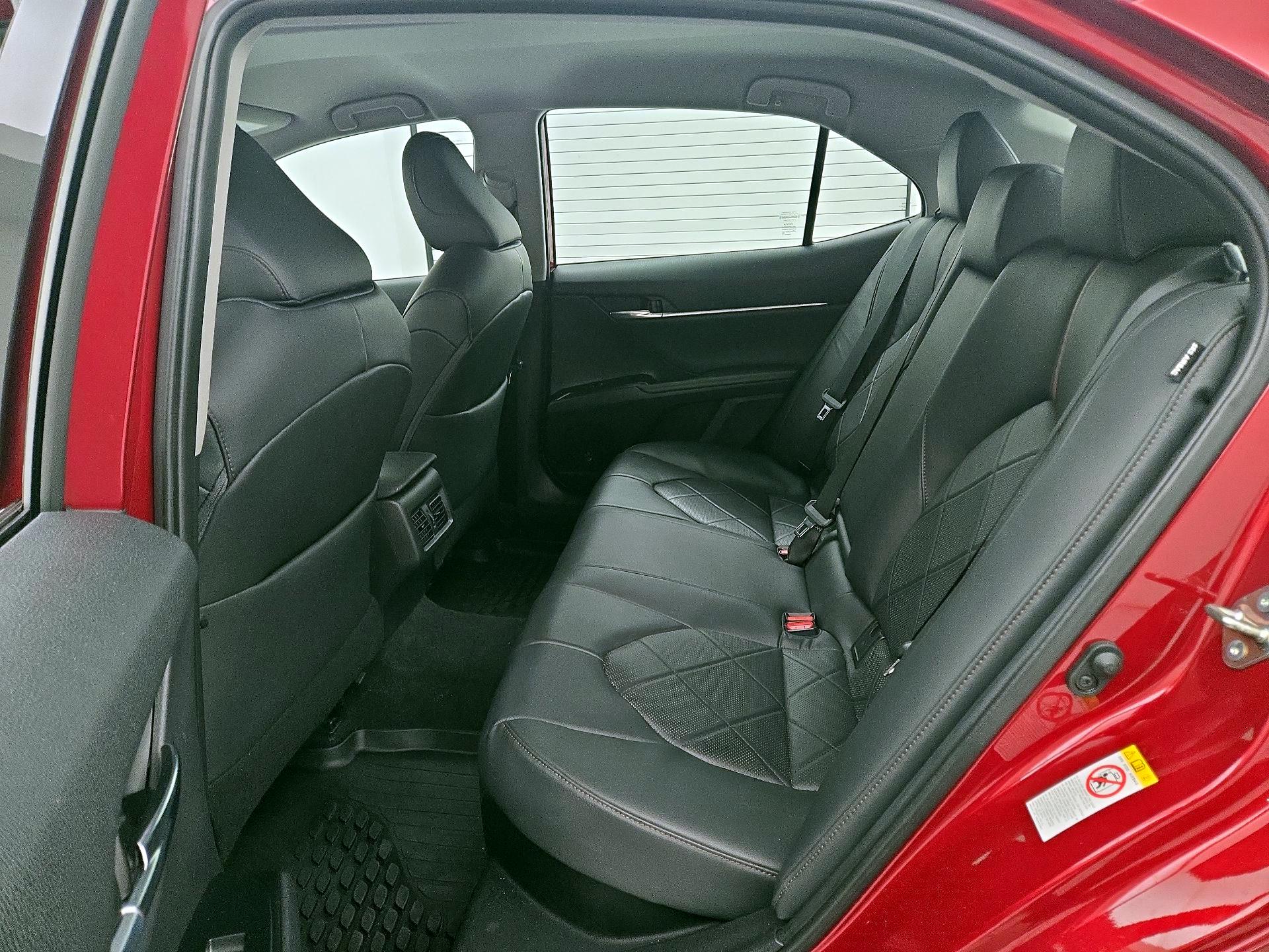 Thumbnail: 2019 Toyota Camry - 19