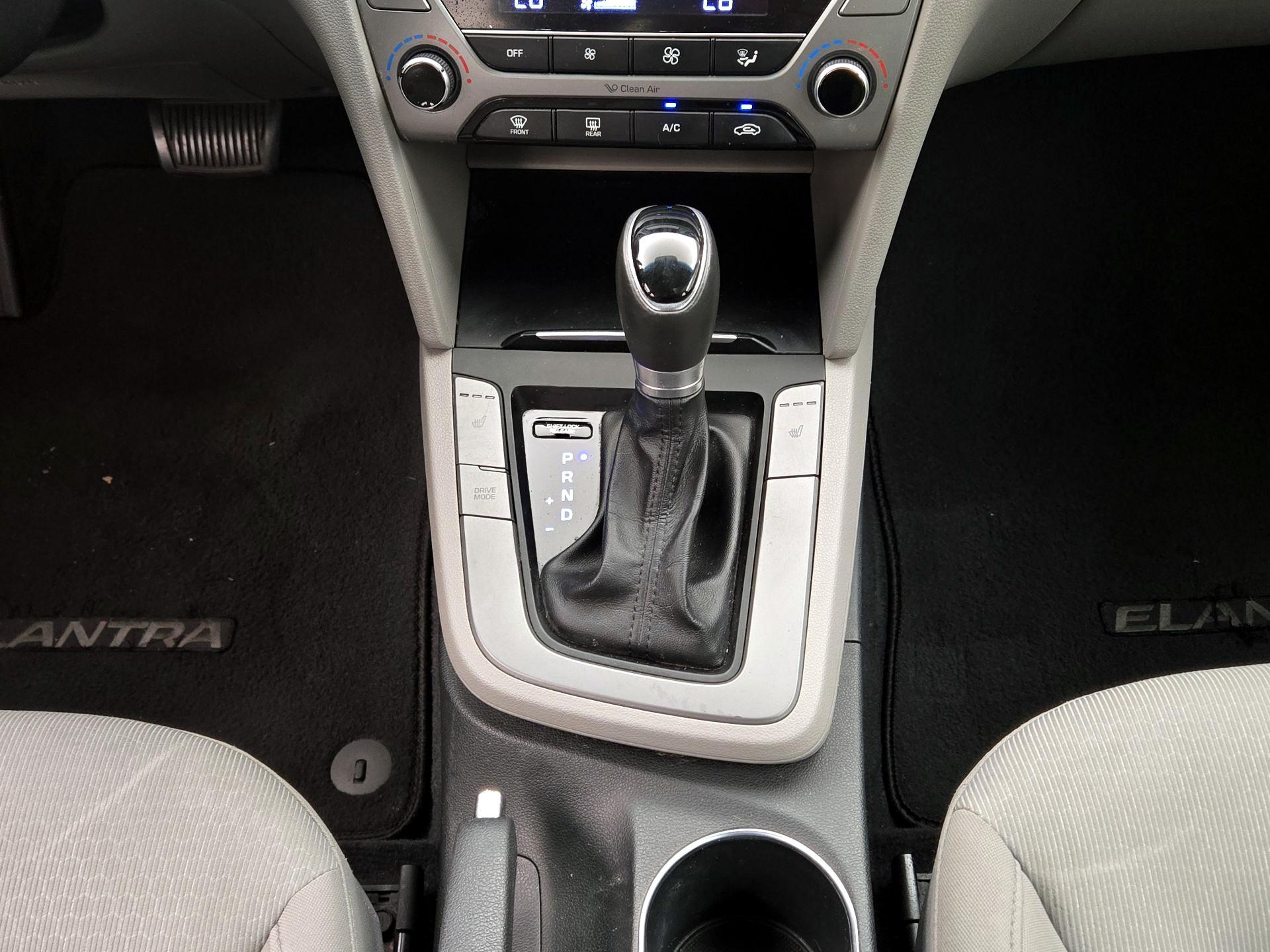 Thumbnail: 2017 Hyundai Elantra - 16