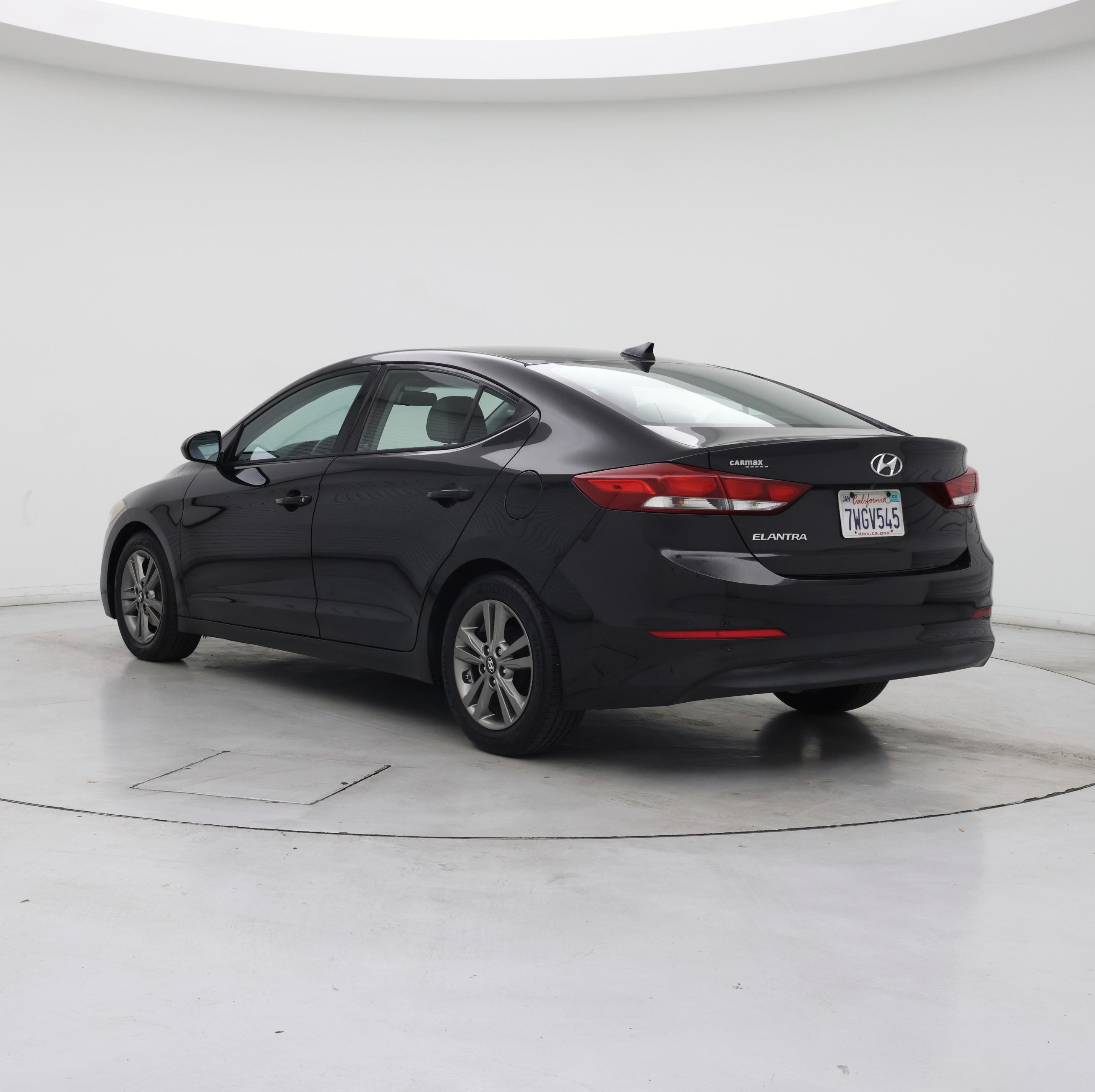 Thumbnail: 2017 Hyundai Elantra - 2