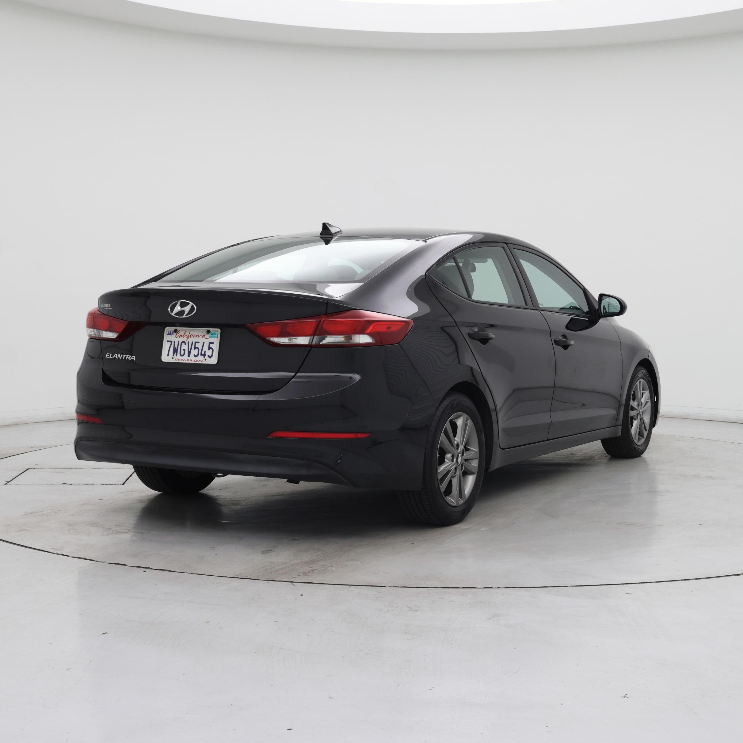 Thumbnail: 2017 Hyundai Elantra - 8