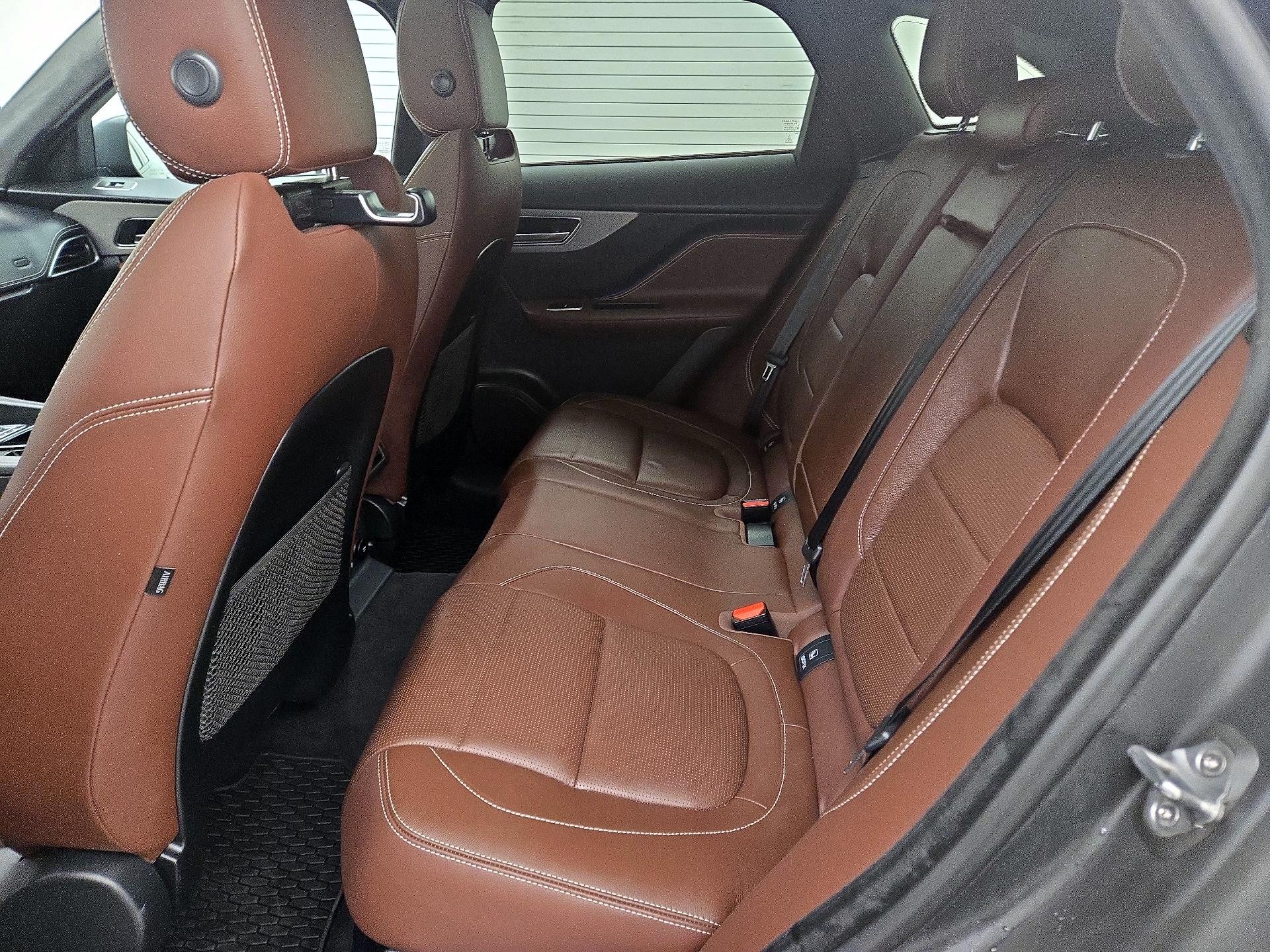 Thumbnail: 2019 Jaguar F-Pace - 19
