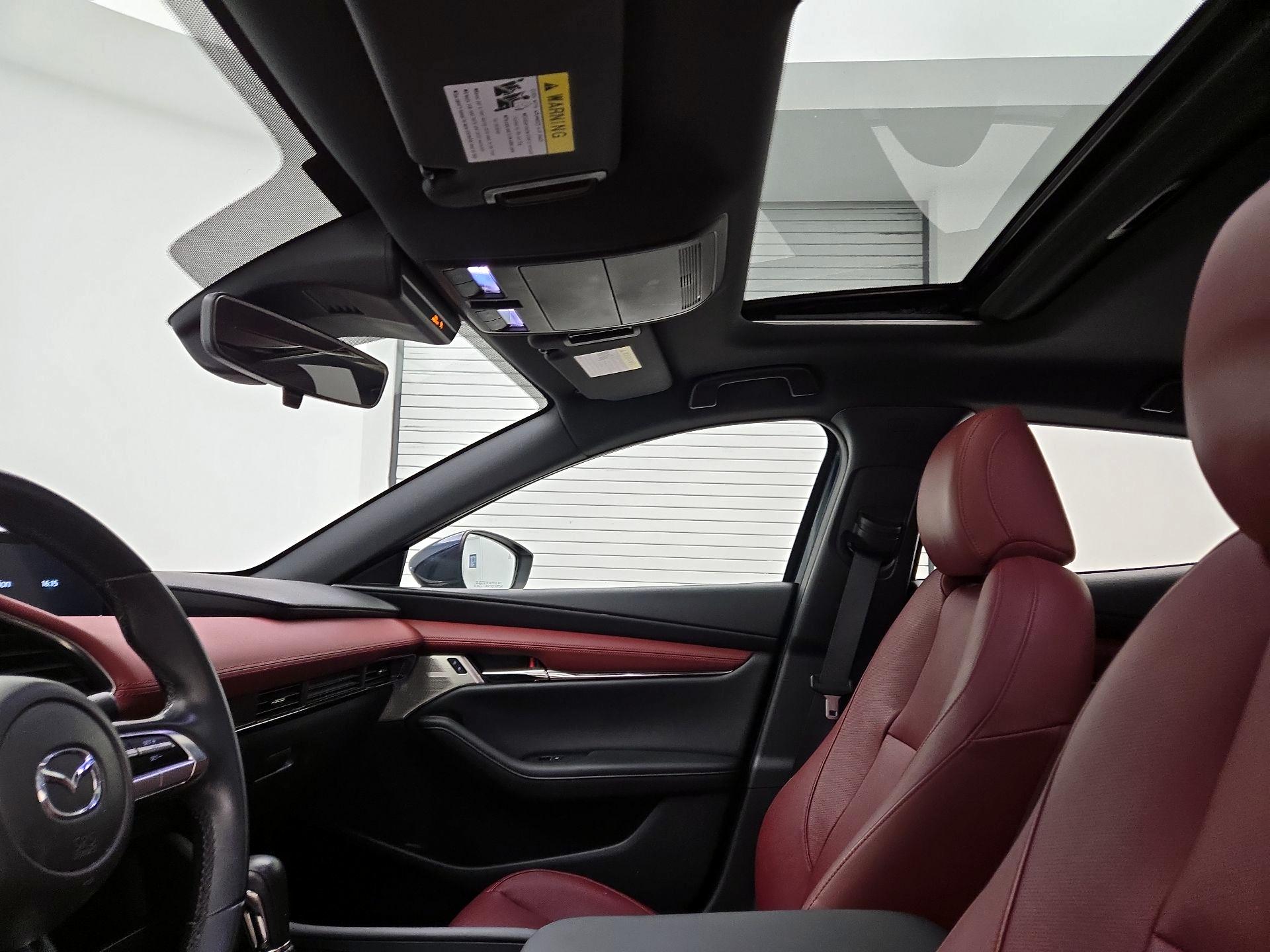 Thumbnail: 2019 Mazda Mazda3 - 18