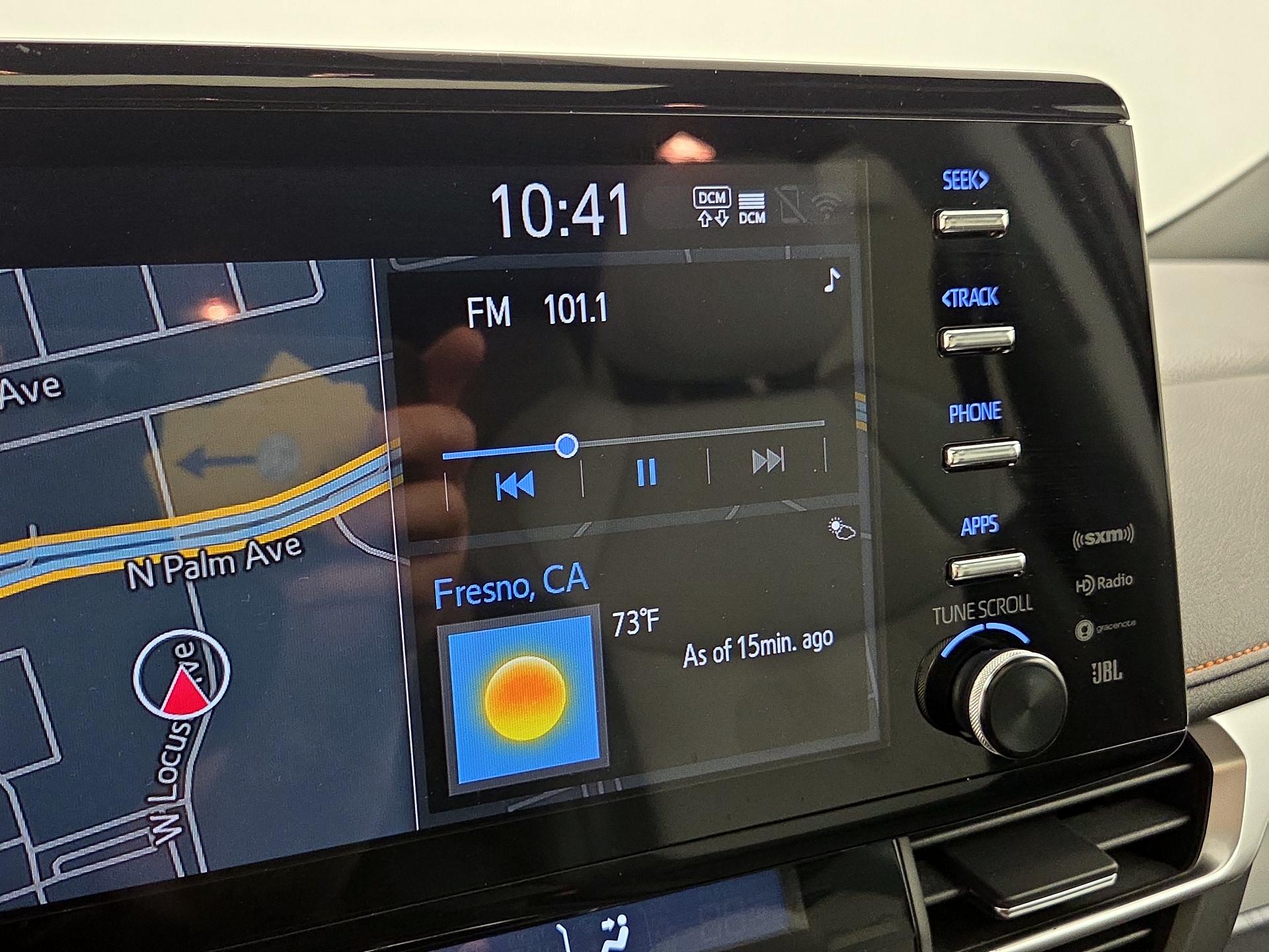 Thumbnail: 2021 Toyota Sienna - 16
