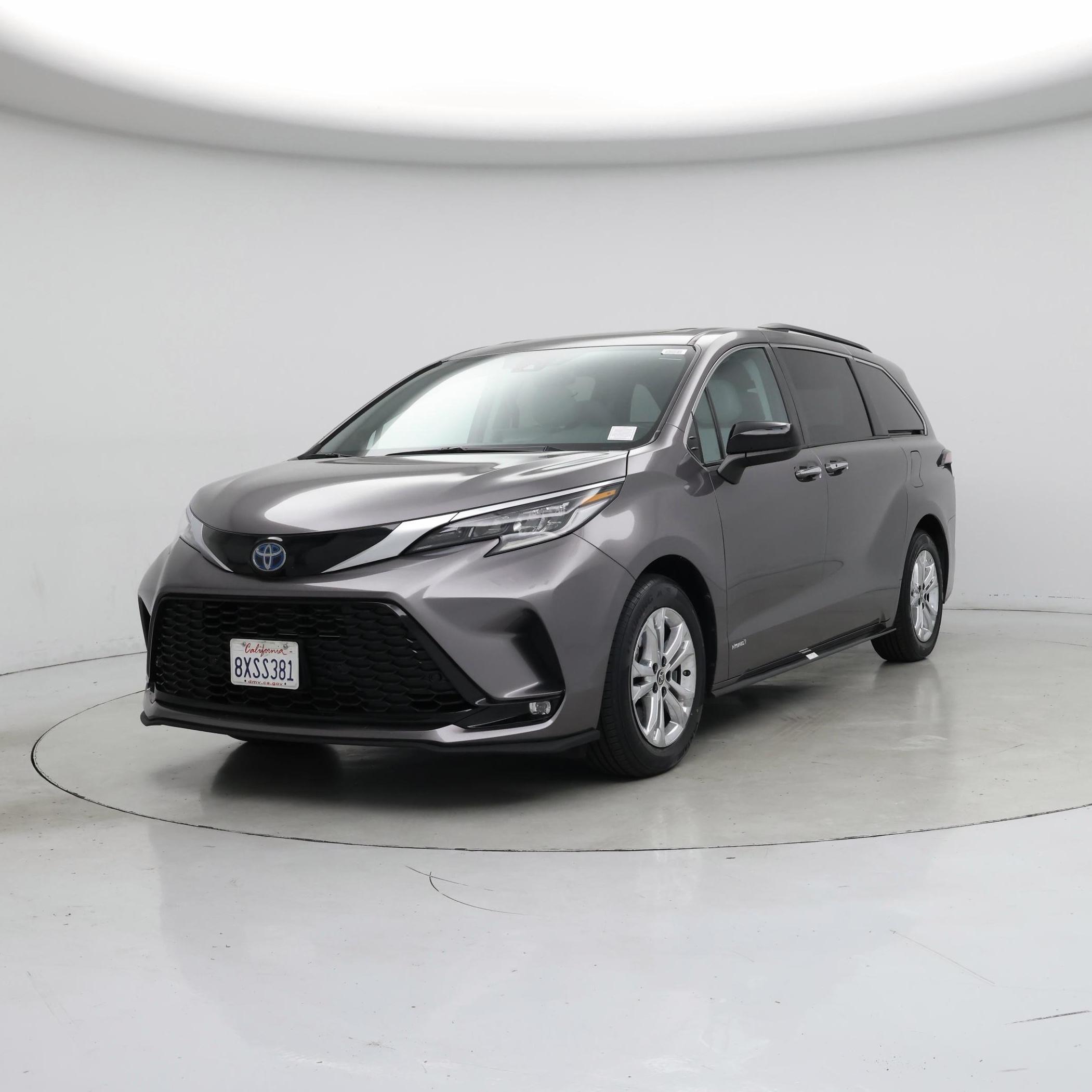 Thumbnail: 2021 Toyota Sienna - 4
