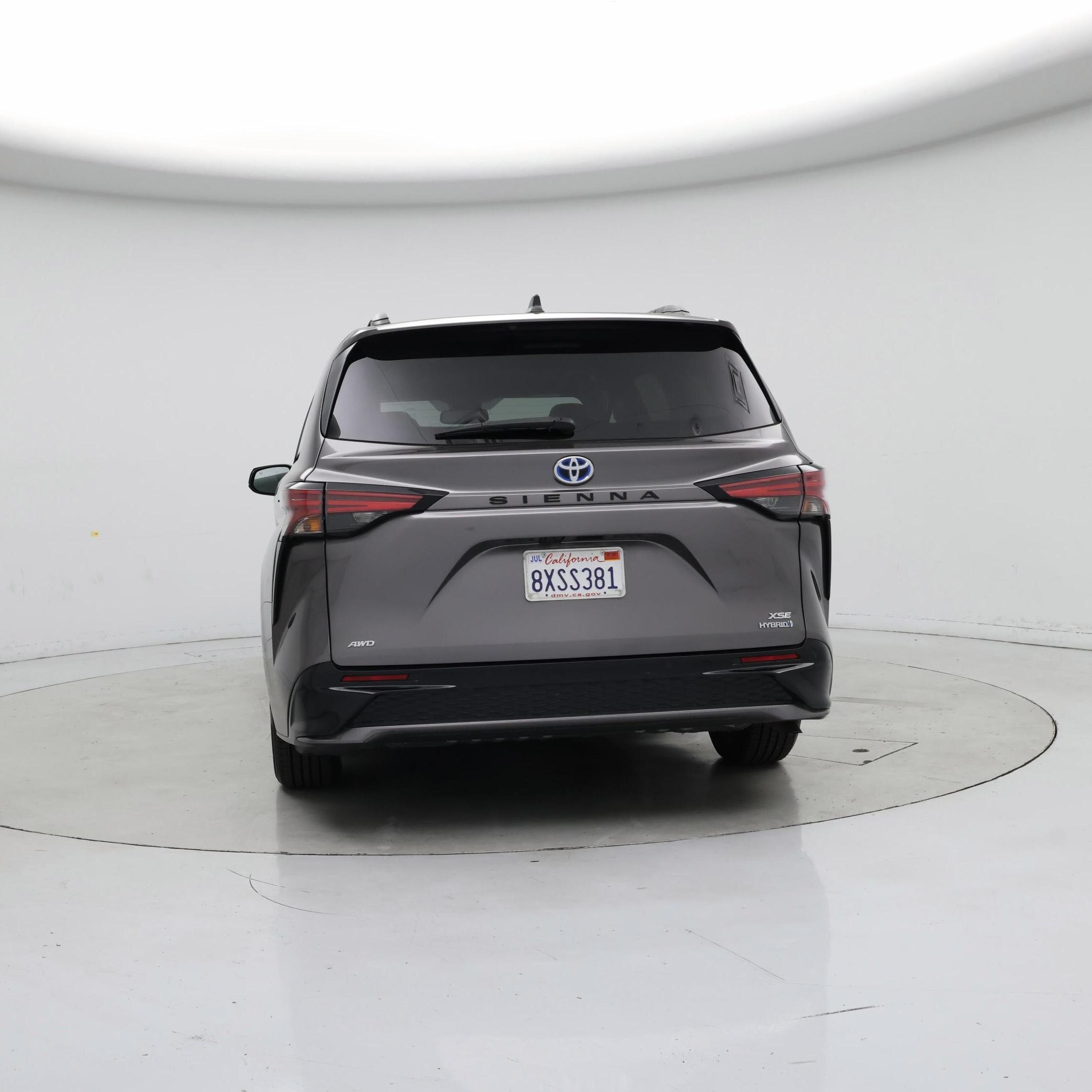 Thumbnail: 2021 Toyota Sienna - 6