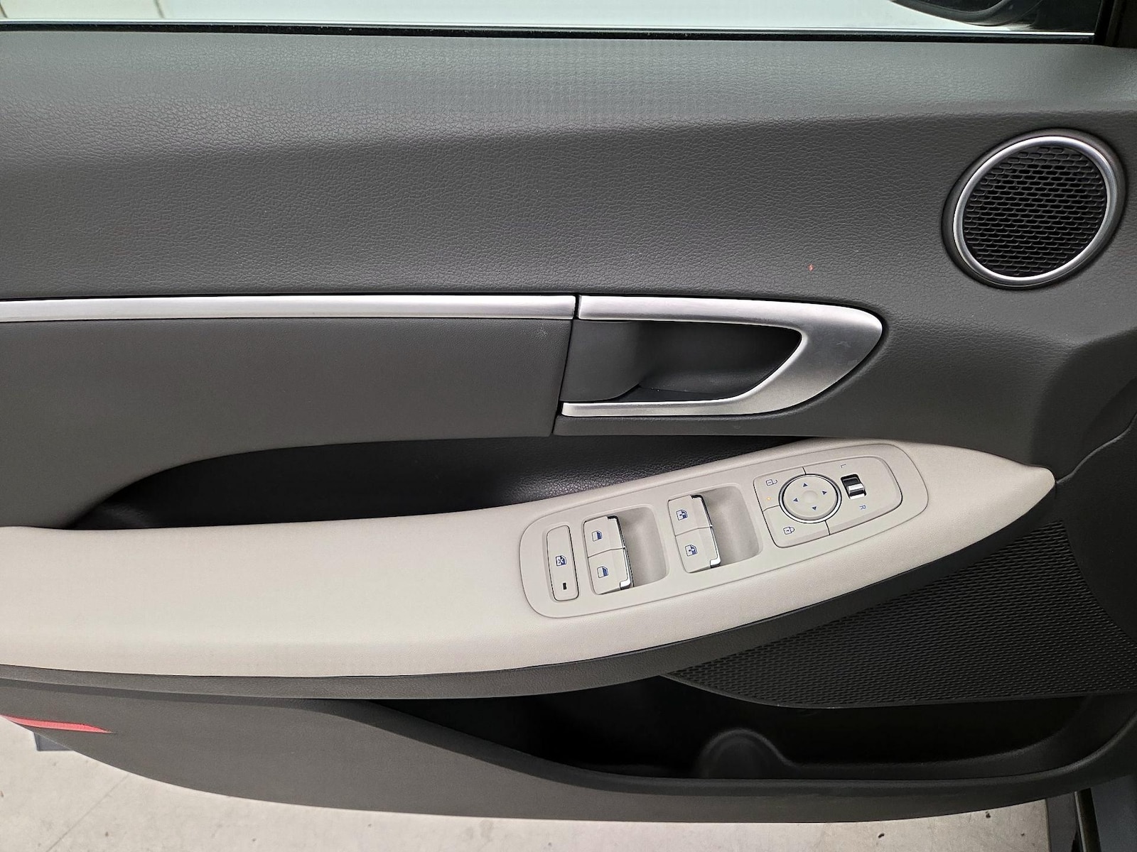 2024 Hyundai Sonata SEL - Photo 13