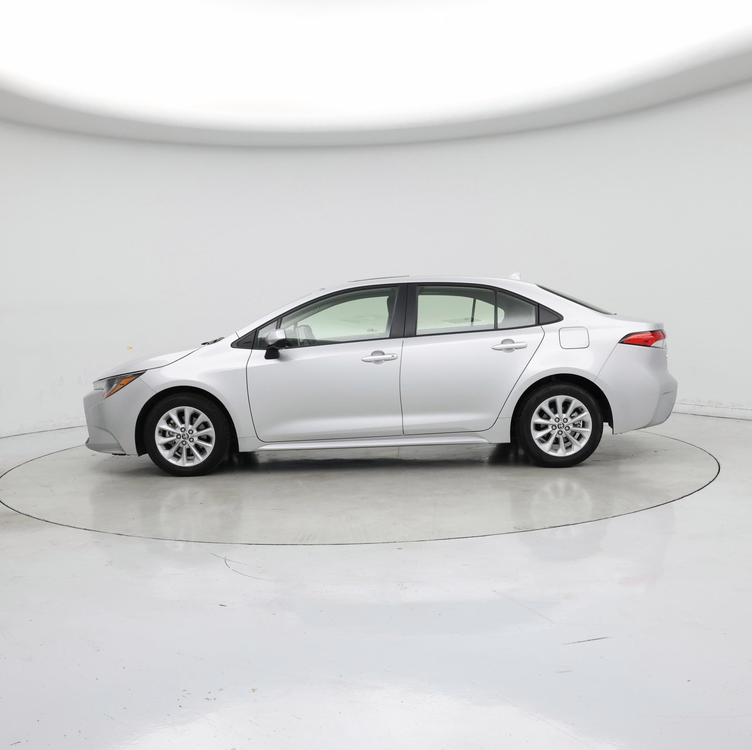 Thumbnail: 2020 Toyota Corolla - 3