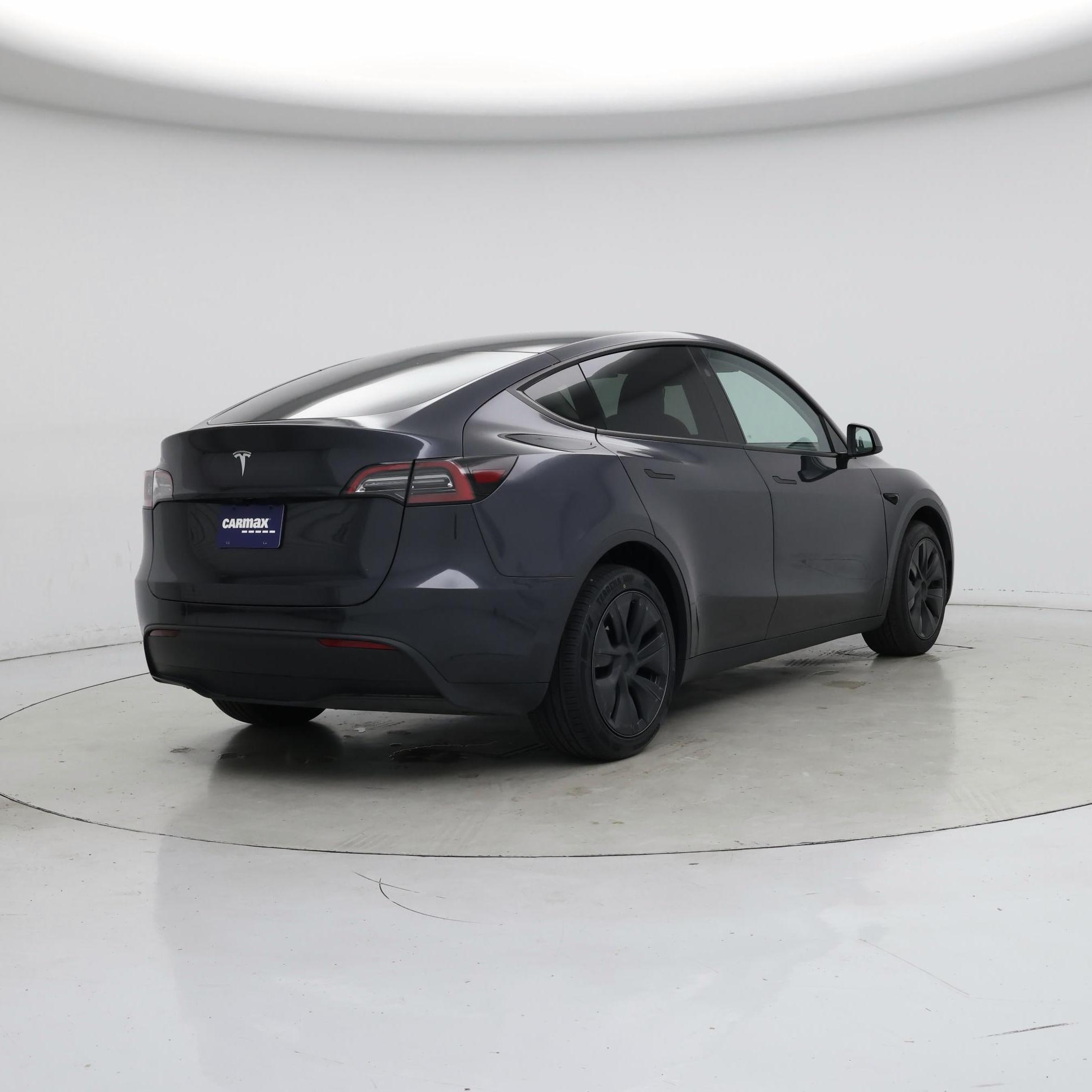Thumbnail: 2025 Tesla Model Y - 8