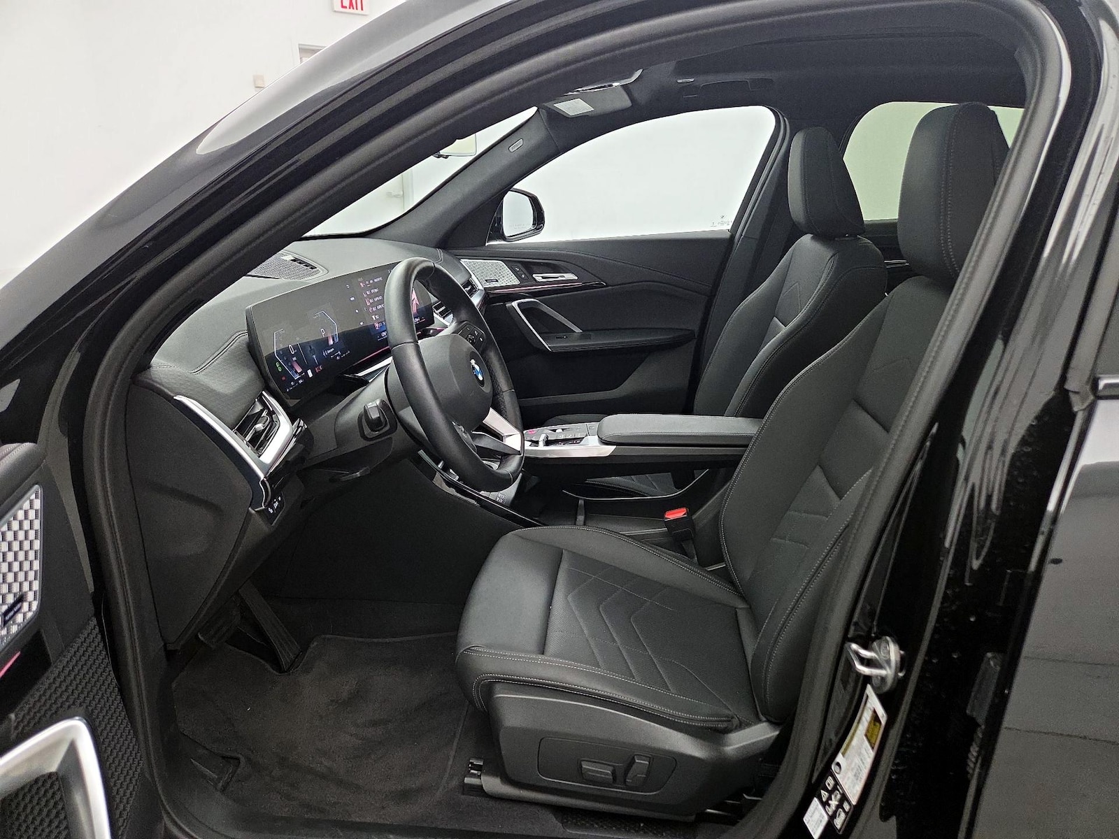 2024 BMW X2 28i - Photo 12