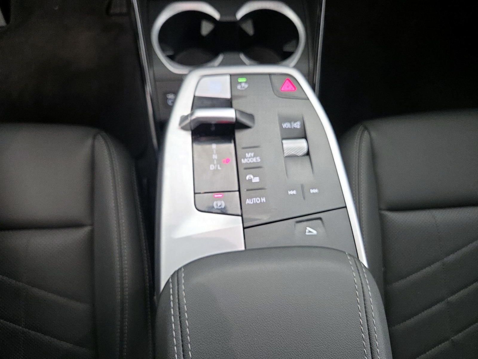2024 BMW X2 28i - Photo 19
