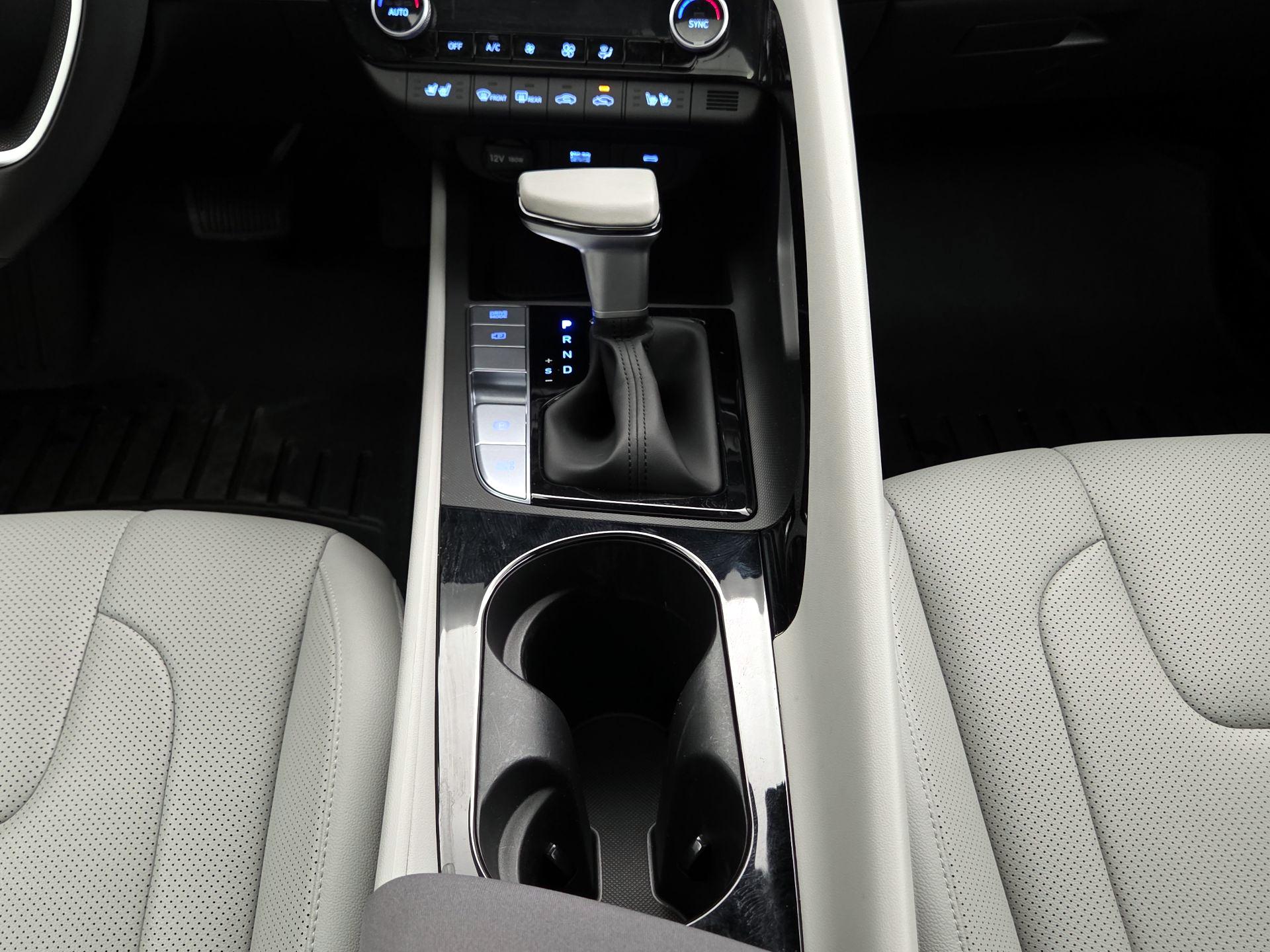 Thumbnail: 2025 Hyundai Elantra - 18
