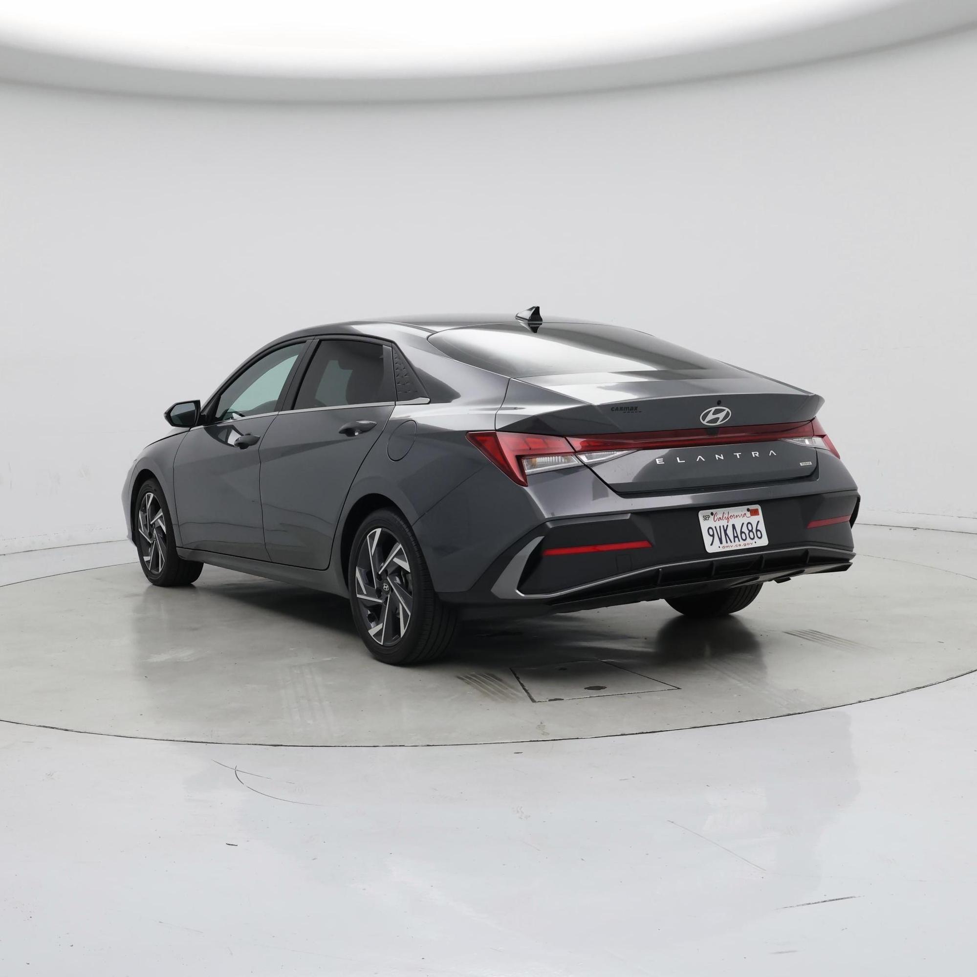 Thumbnail: 2025 Hyundai Elantra - 2