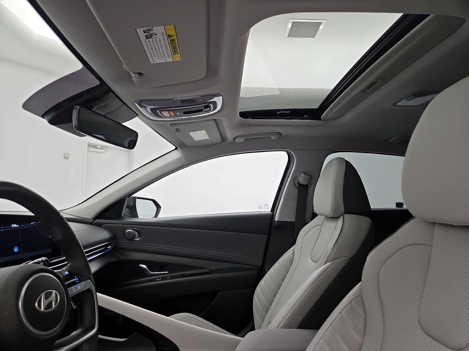 Thumbnail: 2025 Hyundai Elantra - 20