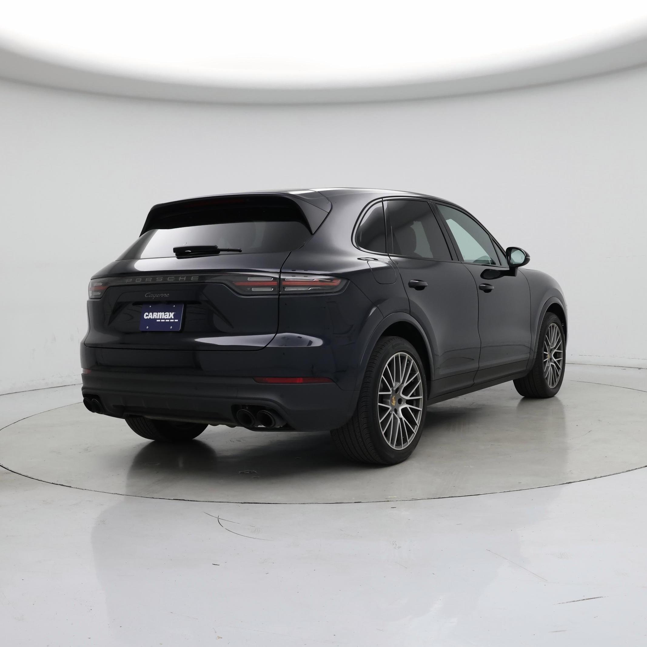 Thumbnail: 2023 Porsche Cayenne - 8