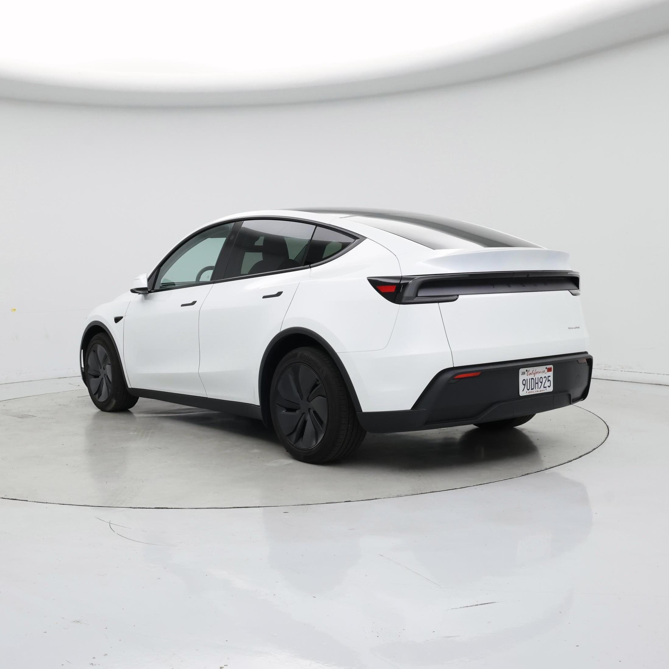 Thumbnail: 2026 Tesla Model Y - 2