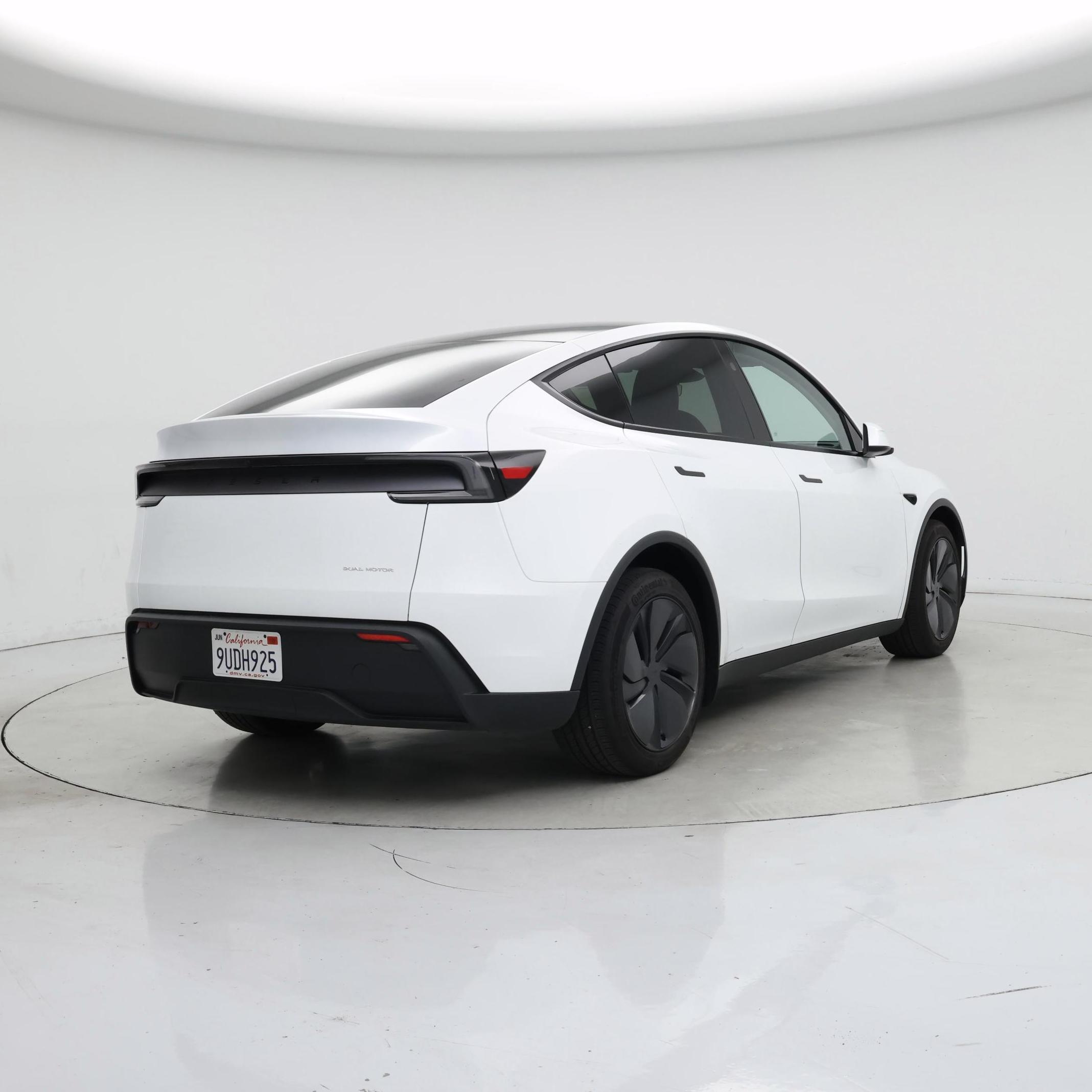 Thumbnail: 2026 Tesla Model Y - 8