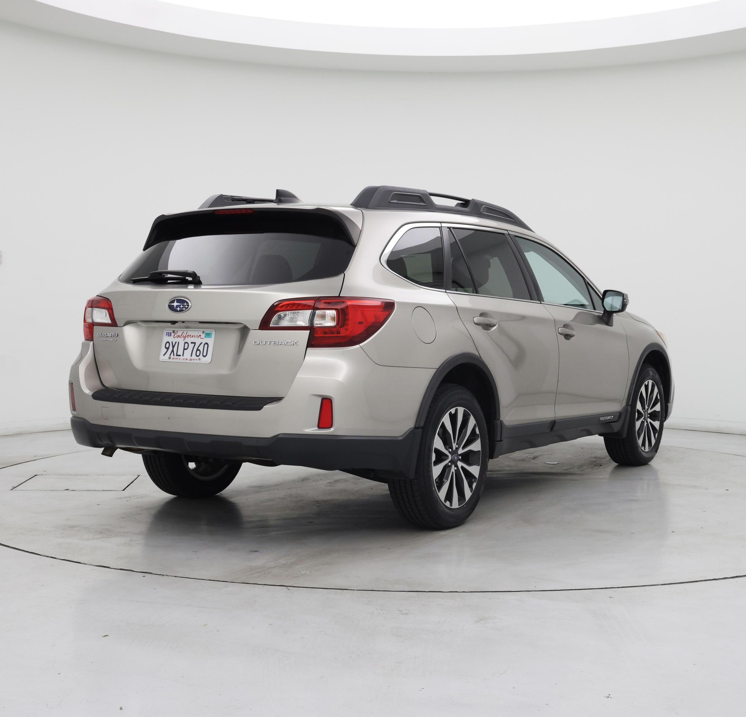 Thumbnail: 2016 Subaru Outback - 8