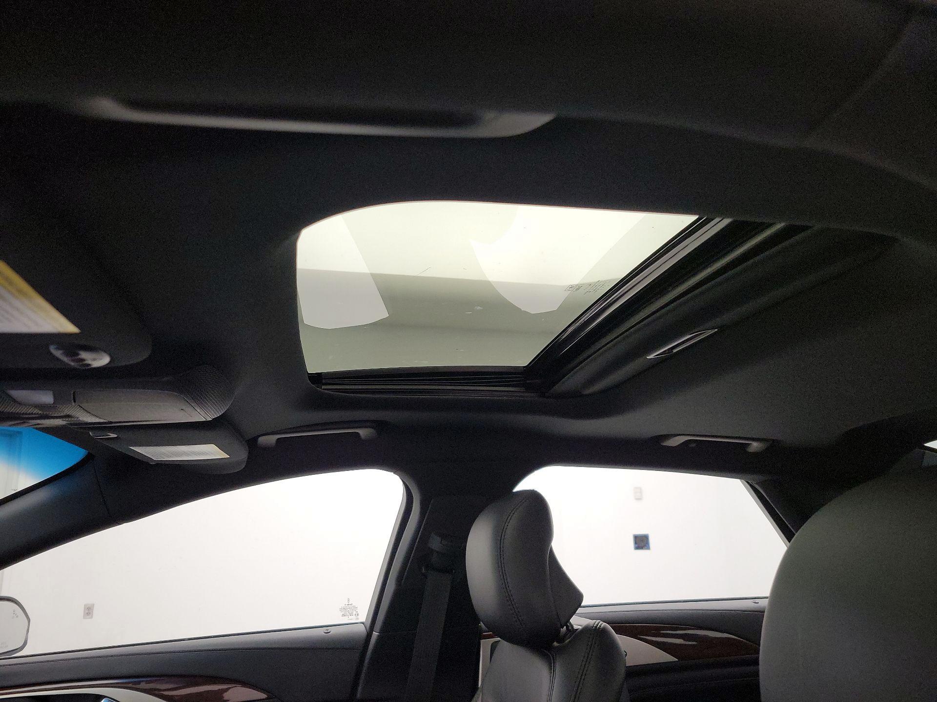 Thumbnail: 2017 Lincoln MKZ - 20