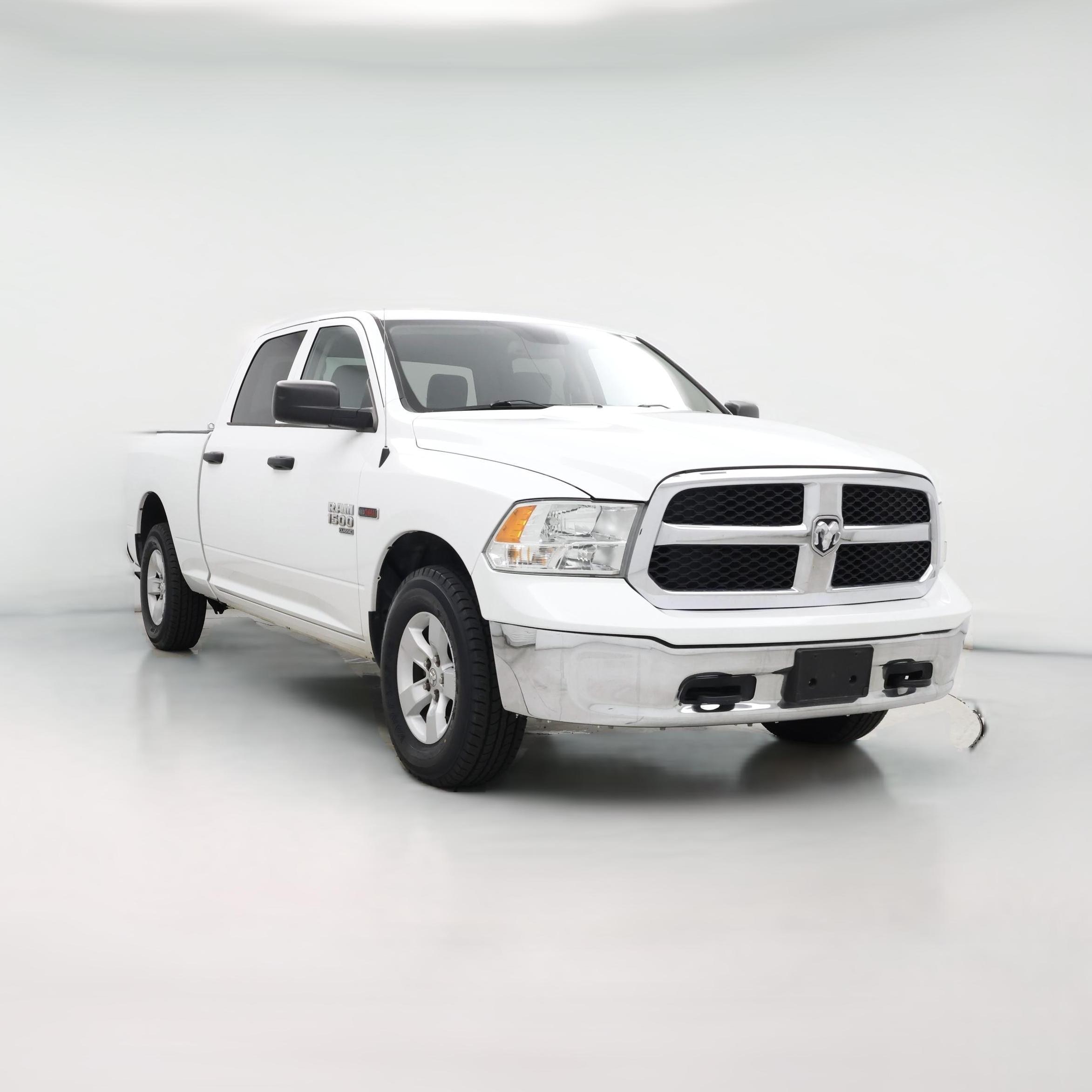 Thumbnail: 2019 RAM 1500 Classic - 1