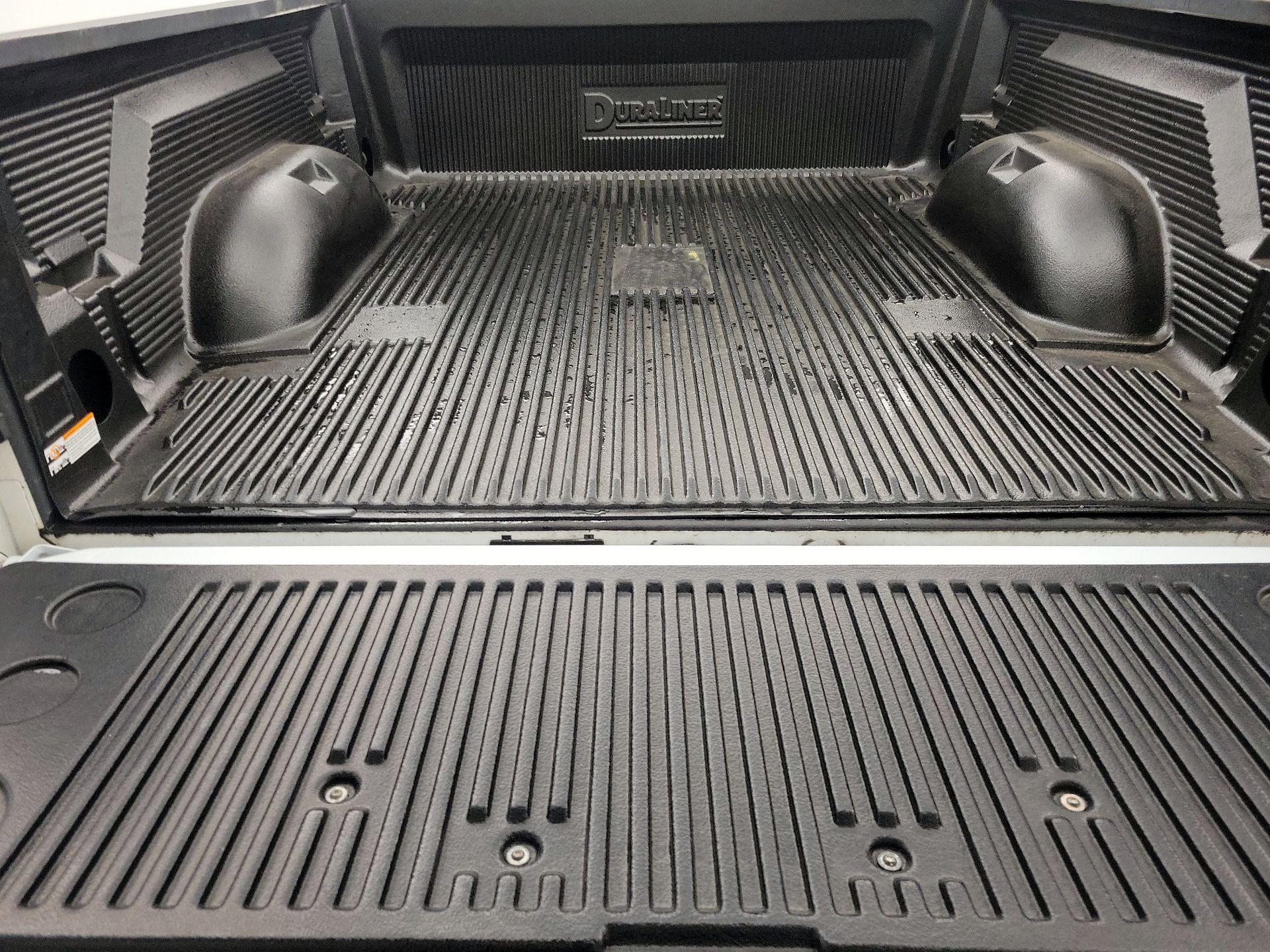 Thumbnail: 2019 RAM 1500 Classic - 20