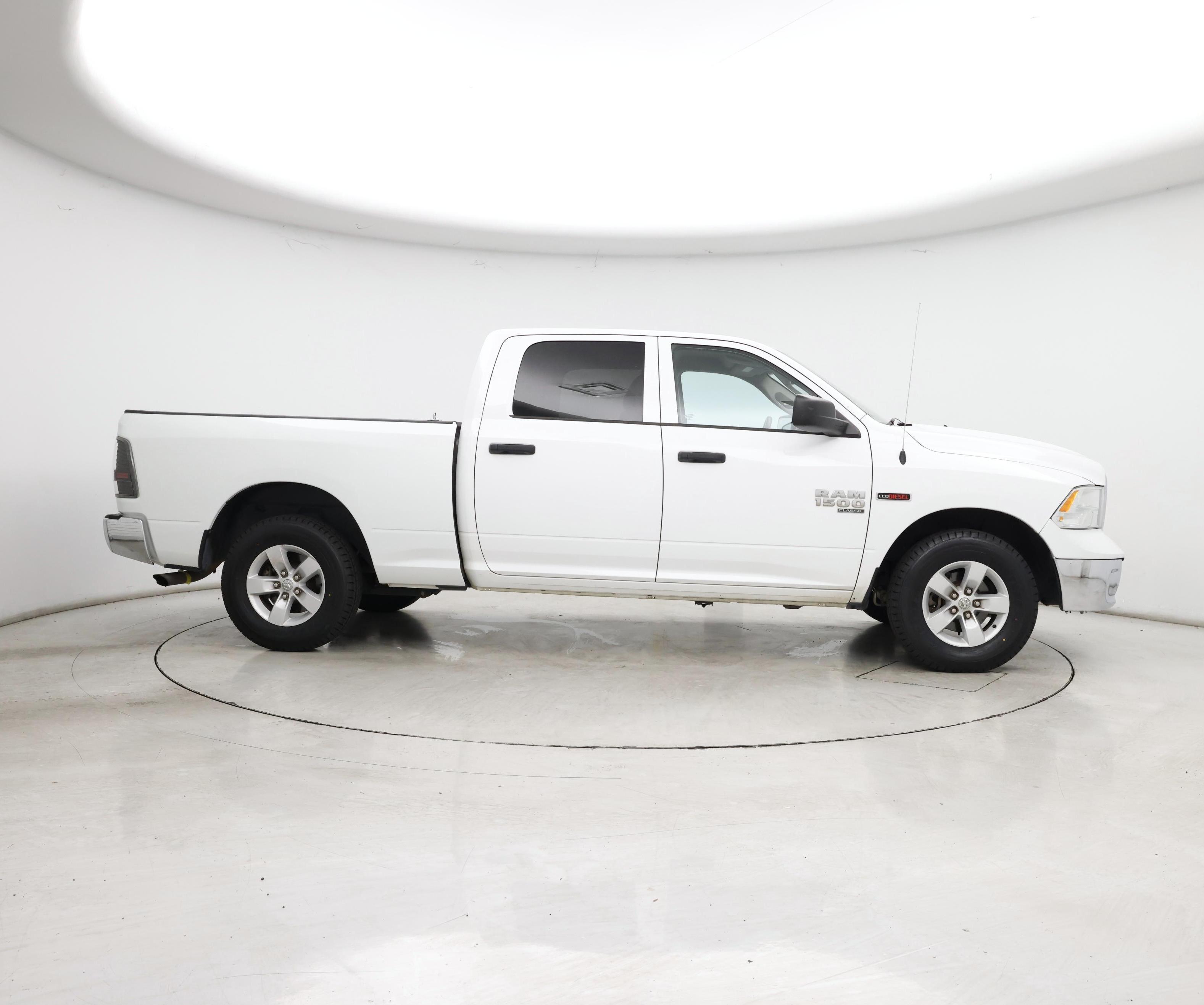 Thumbnail: 2019 RAM 1500 Classic - 7