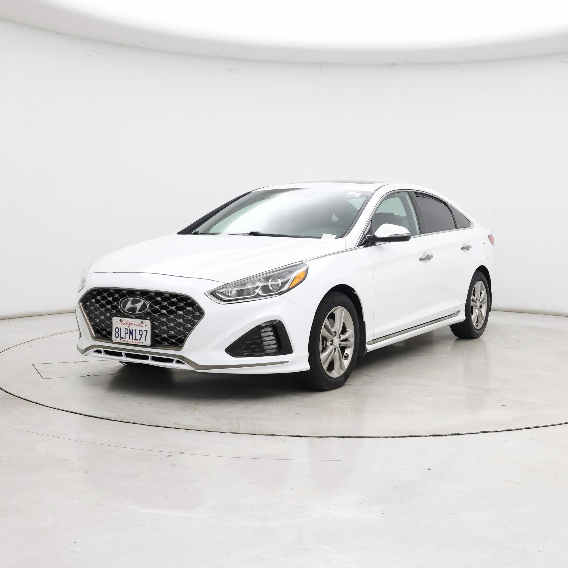 Thumbnail: 2019 Hyundai Sonata - 4