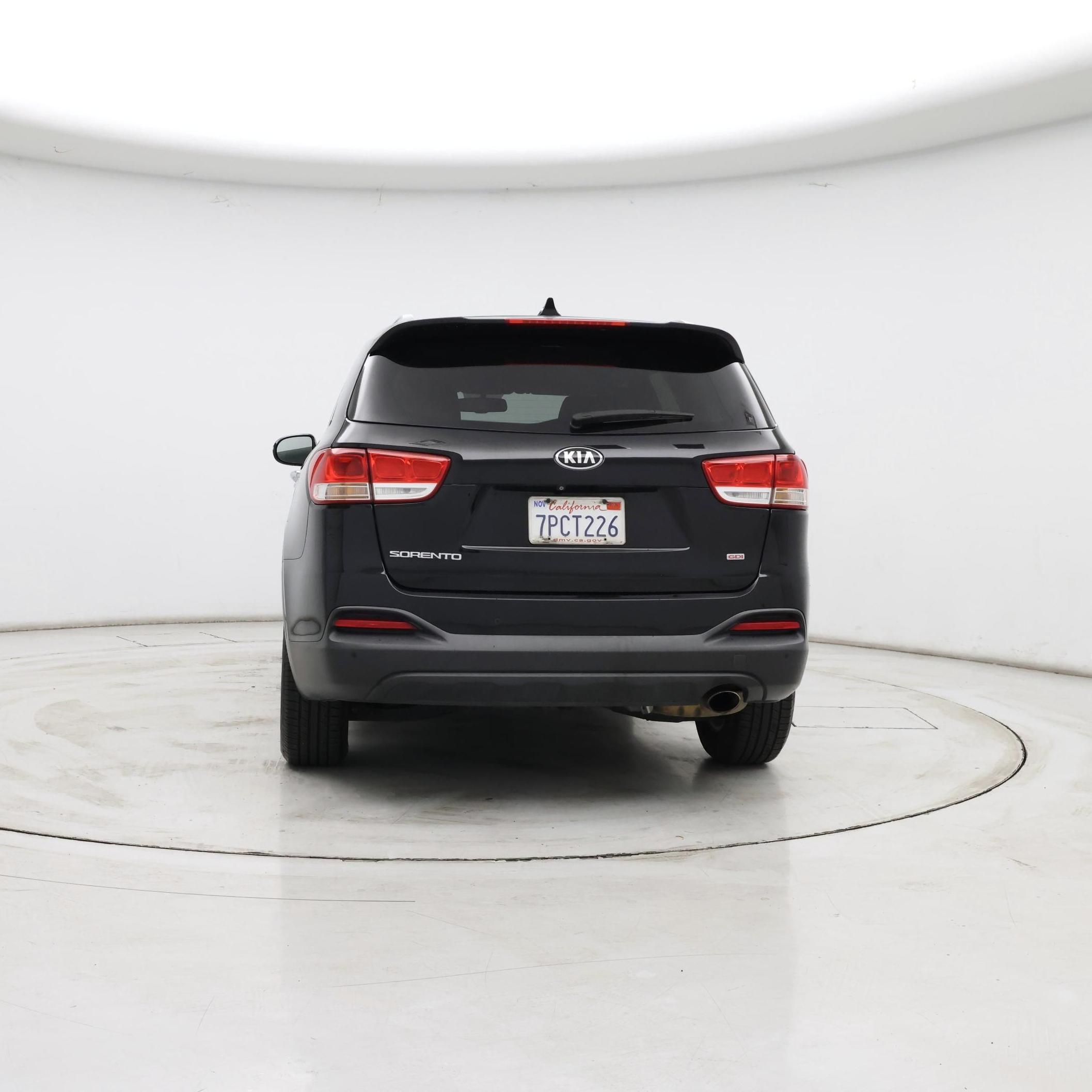 Thumbnail: 2016 Kia Sorento - 6