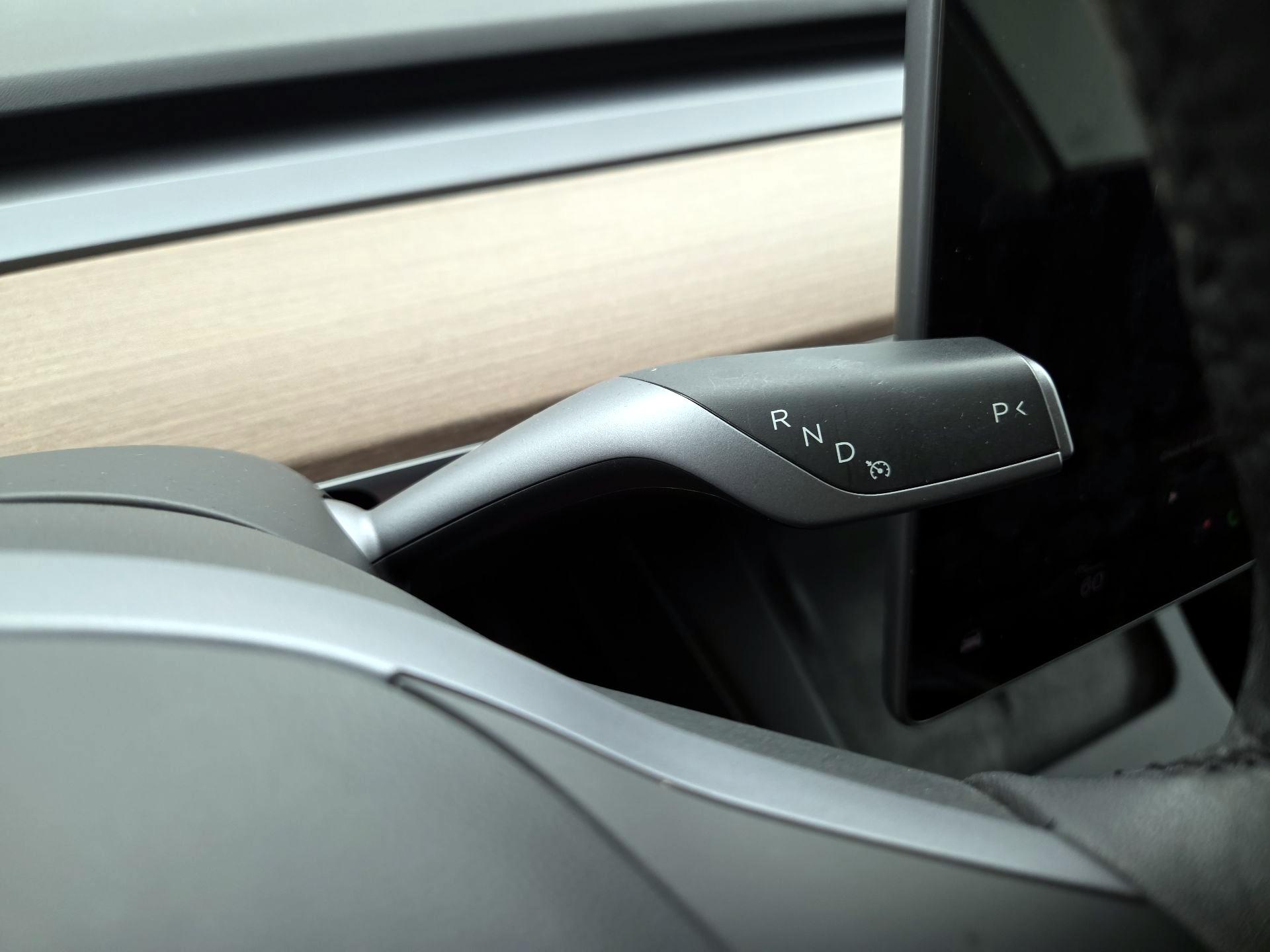 Thumbnail: 2022 Tesla Model Y - 17